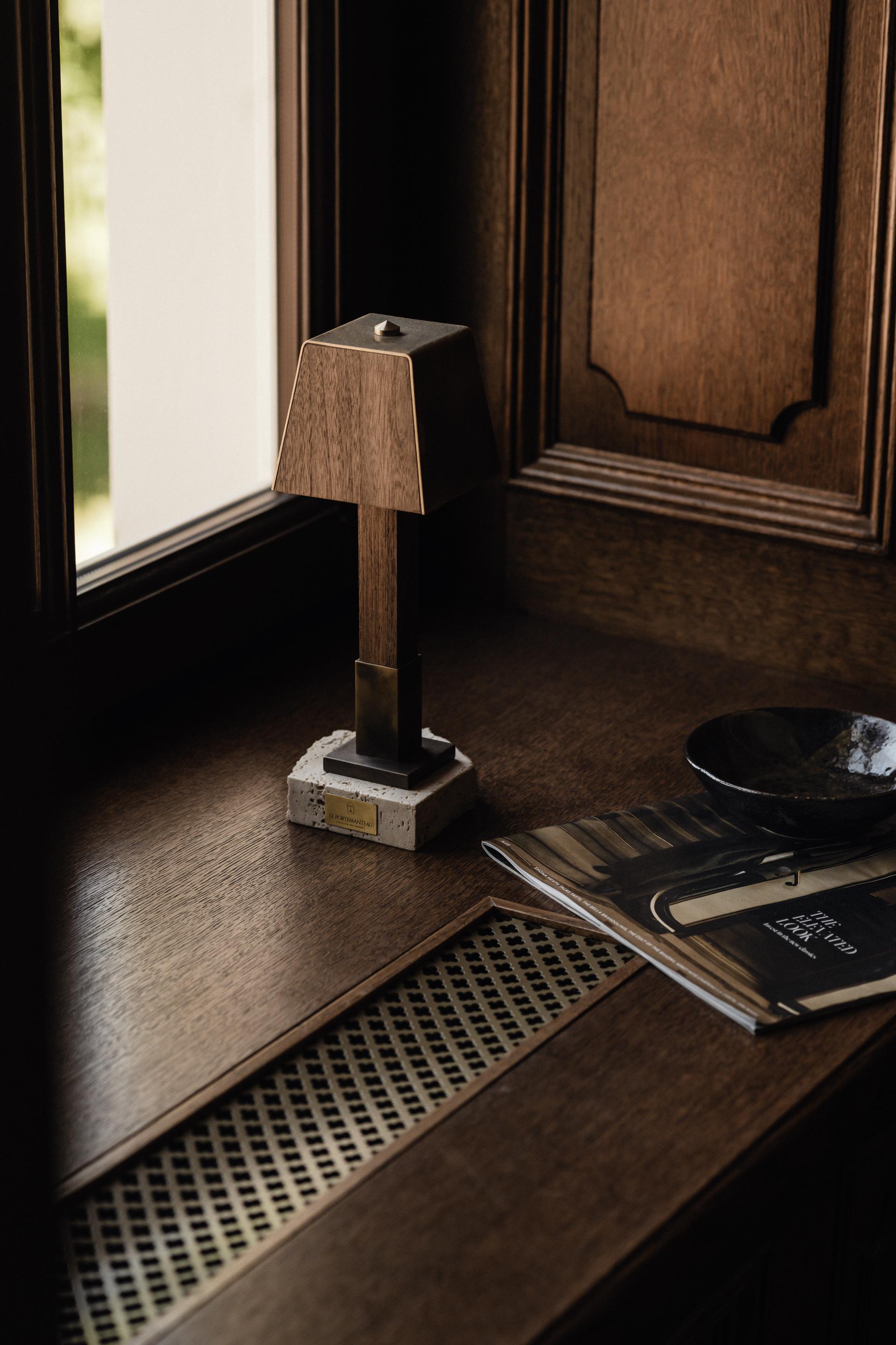 Other Oile lamp (coffee table lamp) For Sale