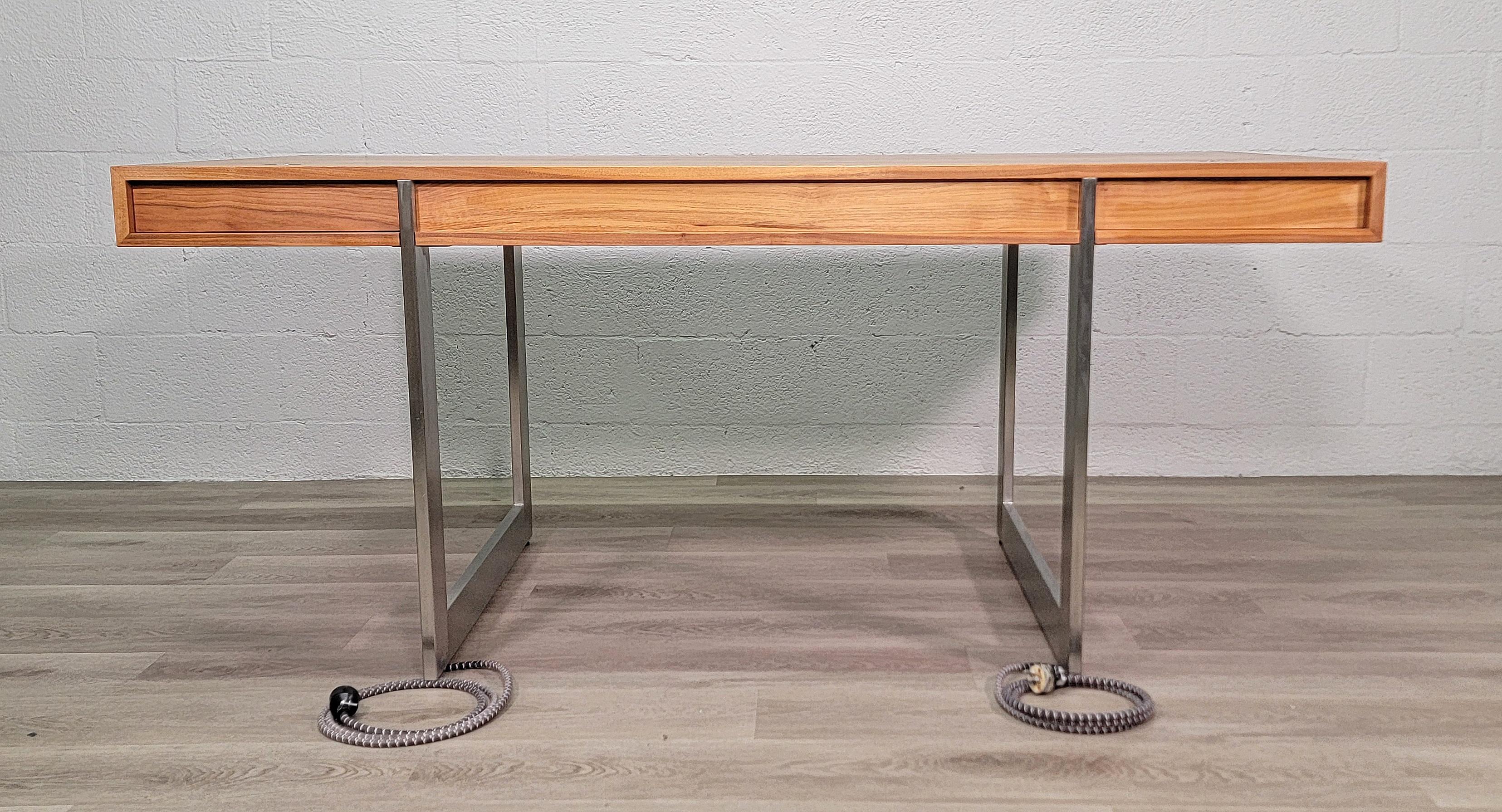 Oiled Walnut and Steel AK 1340 Executive Desk by Nissen & Gehl MDD For Sale 1
