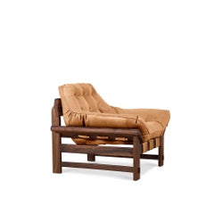 Fauteuil de salon Ojai en noyer huilé et cuir brun clair par Lawson-Fenning