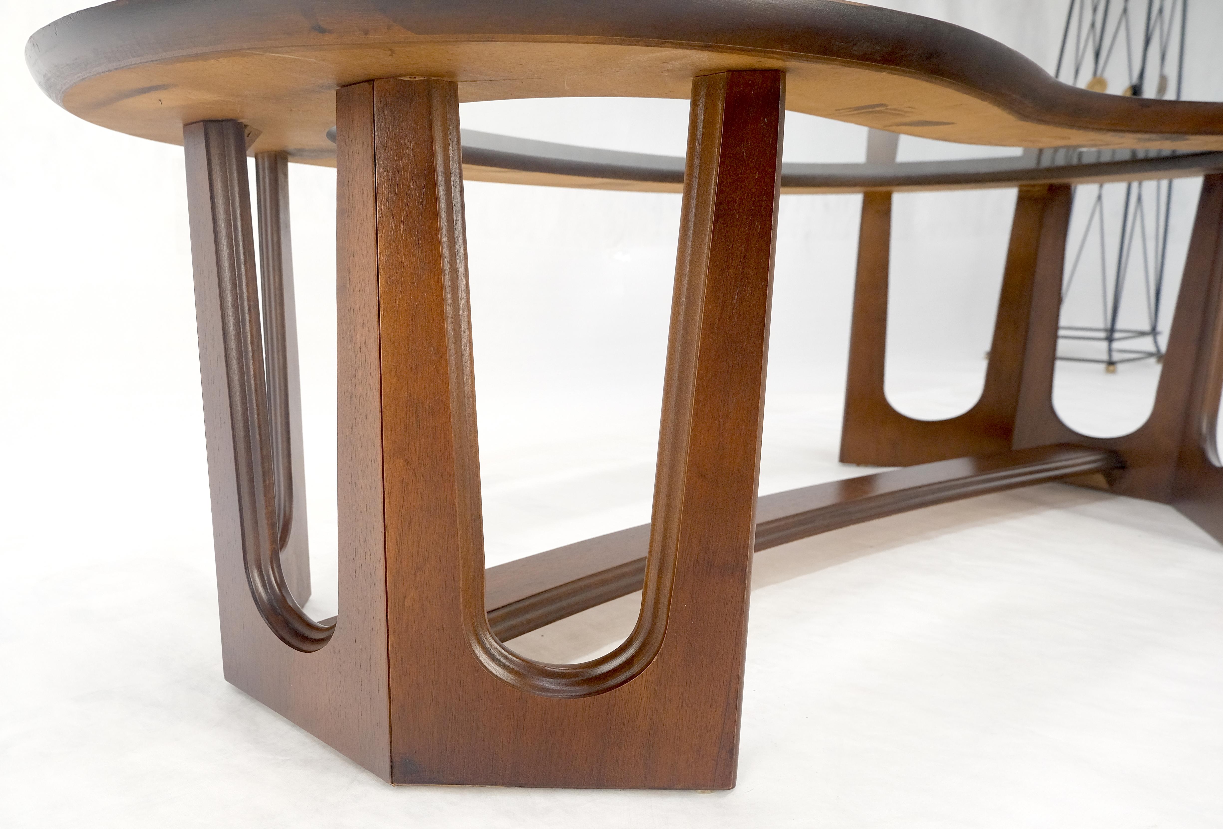 Oiled Walnut Boomerang Kidney Shape Glass Top Stretcher Base Coffee Table Mint! In Excellent Condition For Sale In Rockaway, NJ