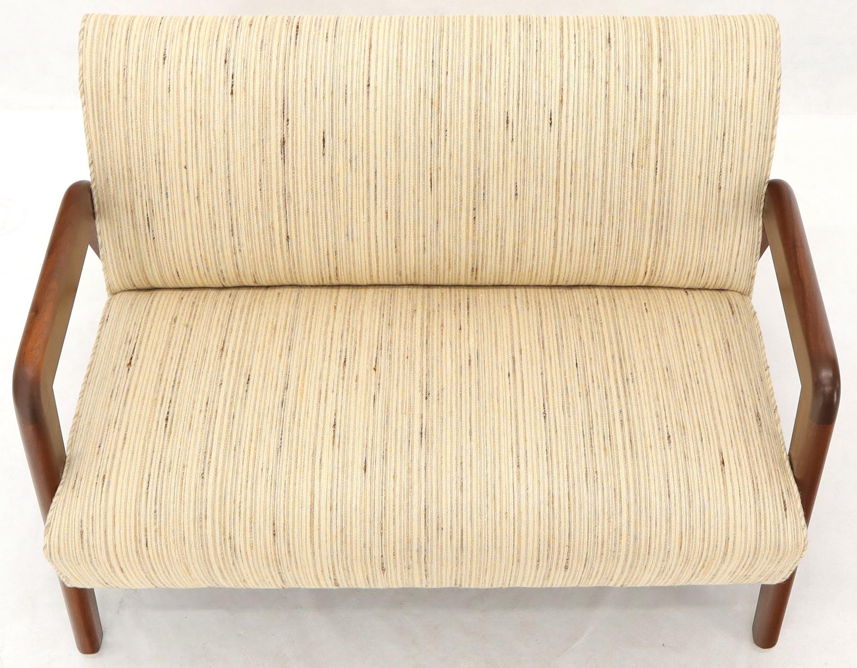 Oiled Walnut Frame New Raw Wool Upholstery Loveseat Sofa Sette 4