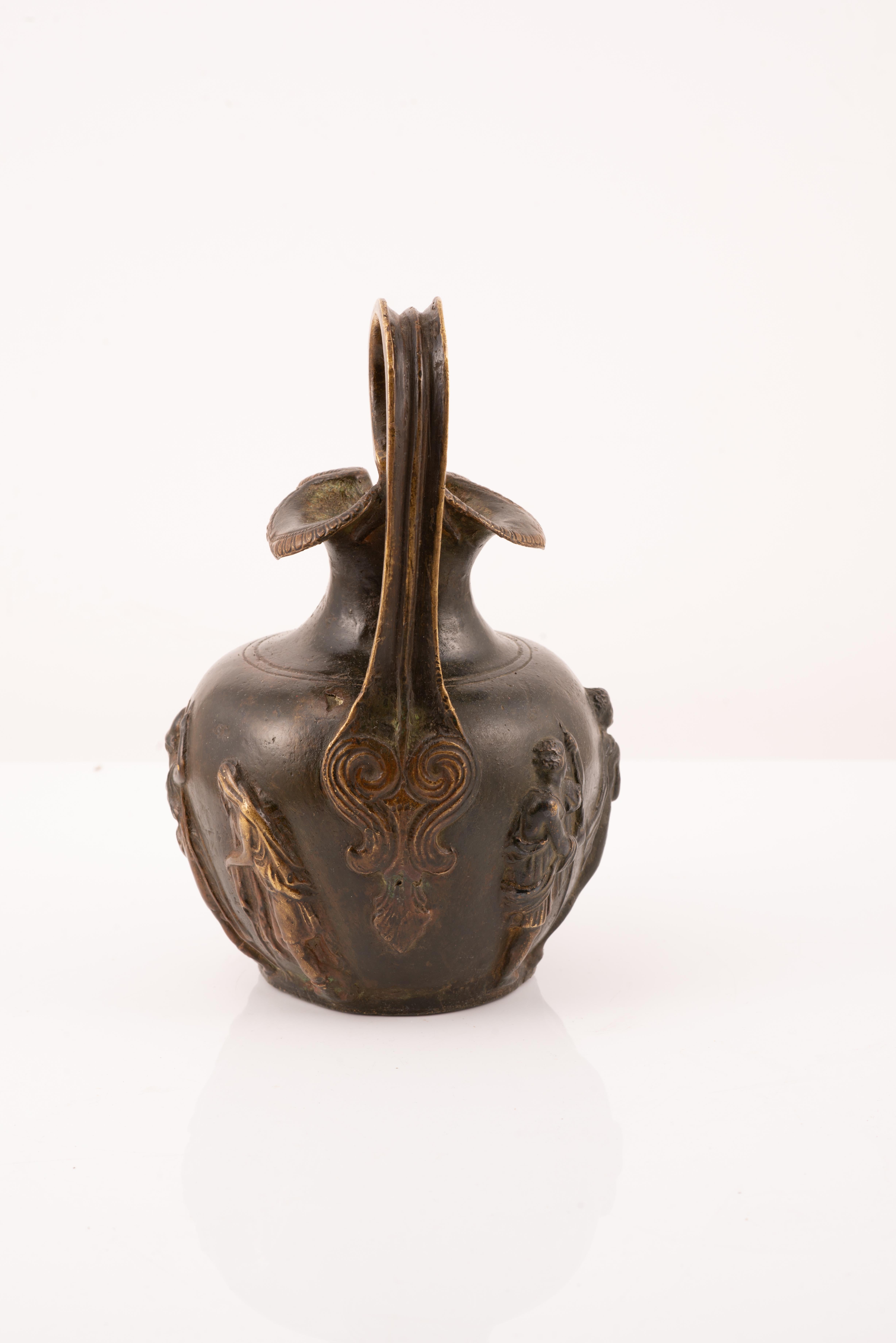 Europeo Oinochoe. Bronzo. Forse Italia, XIX secolo. in vendita