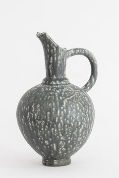 Oinochoe Perla N by Raquel Vidal and Pedro Paz