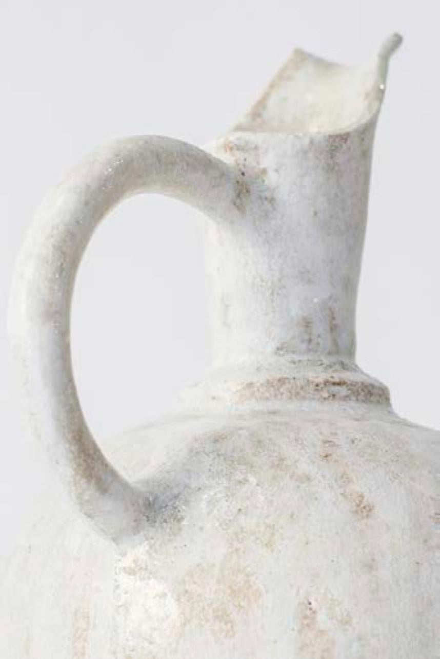 Glazed Oinochoe Perla Stoneware Vase by Raquel Vidal and Pedro Paz
