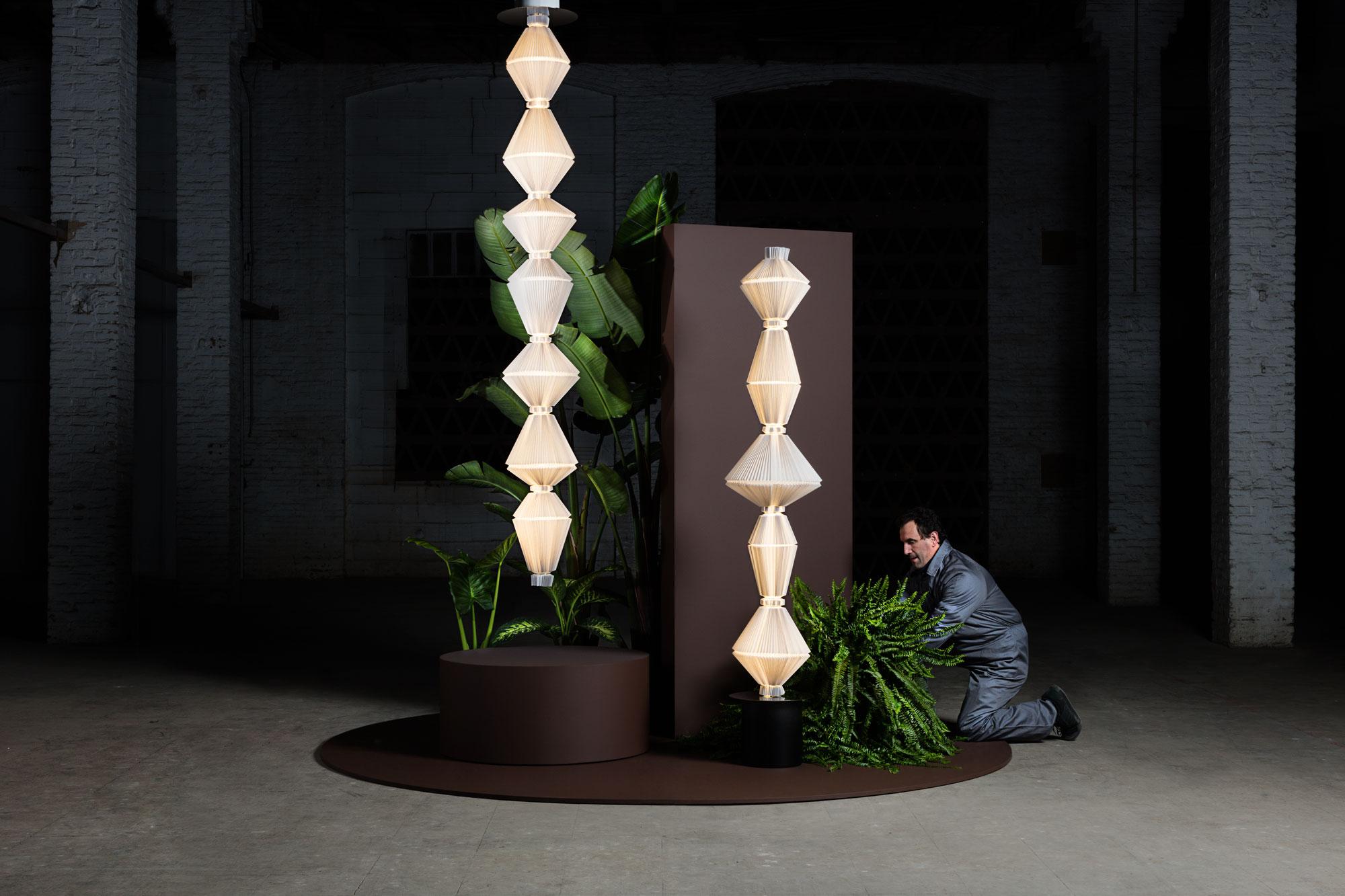 Oiphorique T PE Suspension Lamp by Atelier Oi for Parachilna For Sale 1