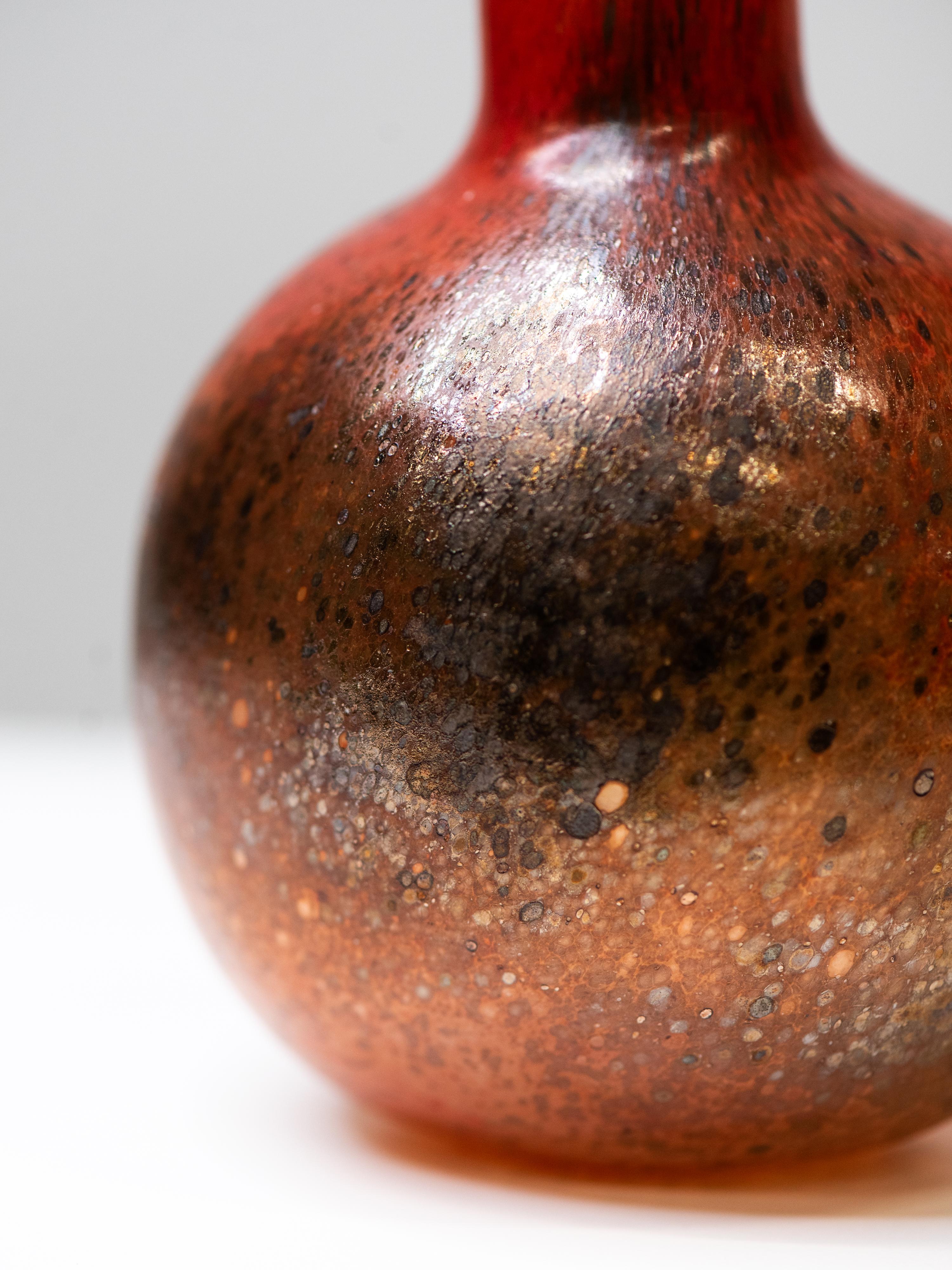 Botella de vidrio artístico Oiva Toikka, Nuutajärvi, Finlandia Años 80 finales del siglo XX en venta