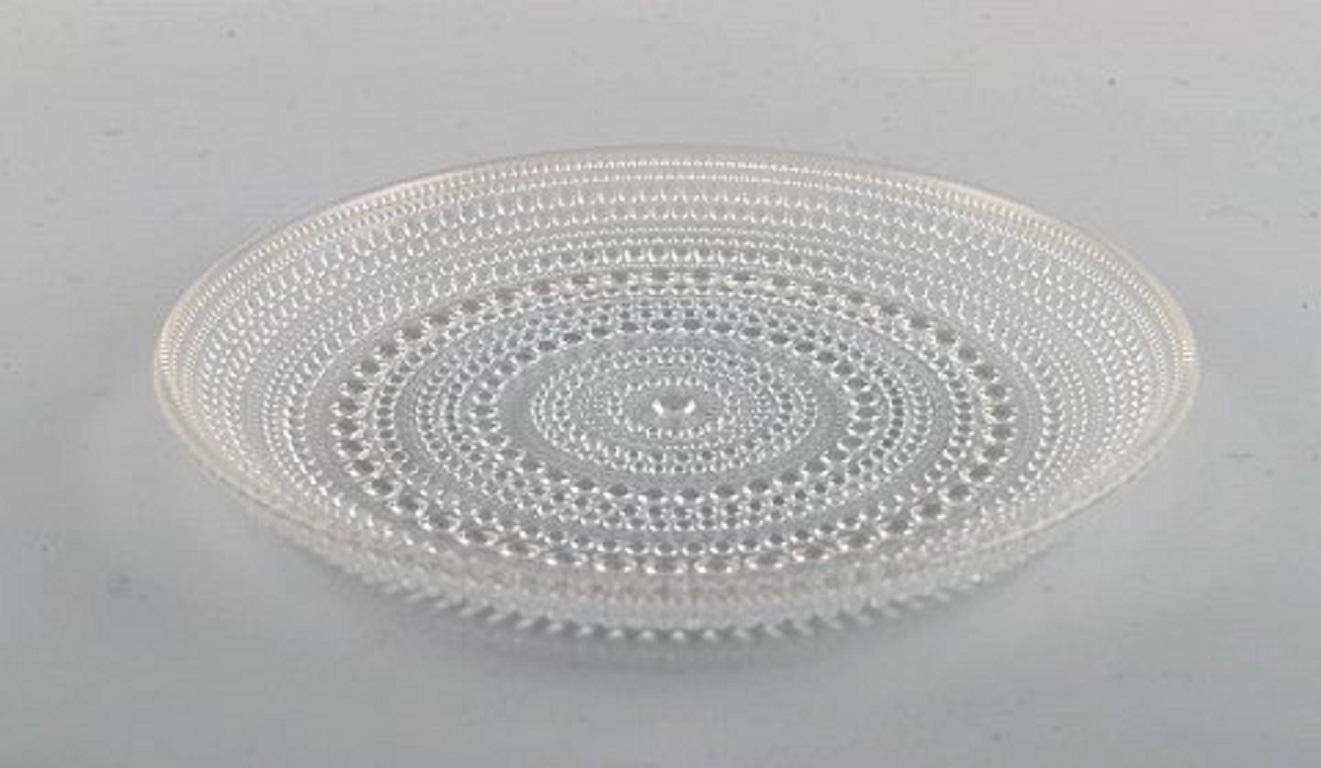 Finnish Oiva Toikka for Arabia, Twelve Kastehelmi Plates in Clear Art Glass For Sale