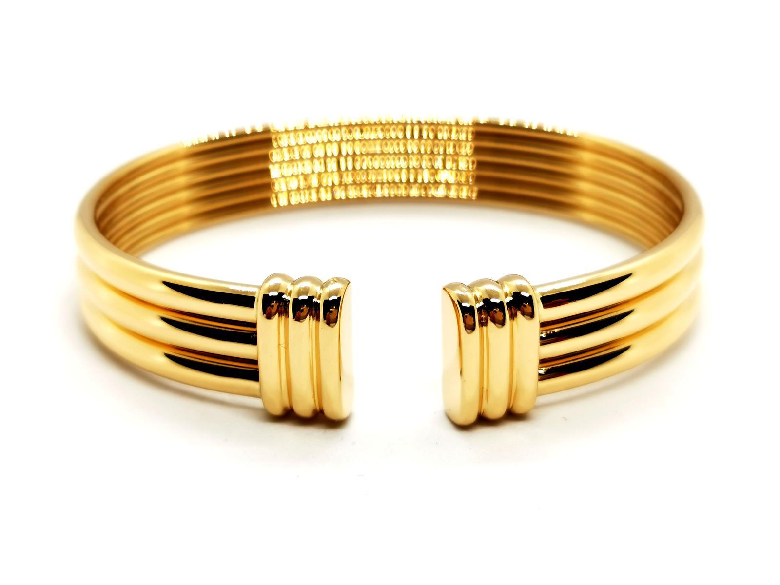 O.J. Perrin Bracelet Yellow Gold In Excellent Condition For Sale In PARIS, FR