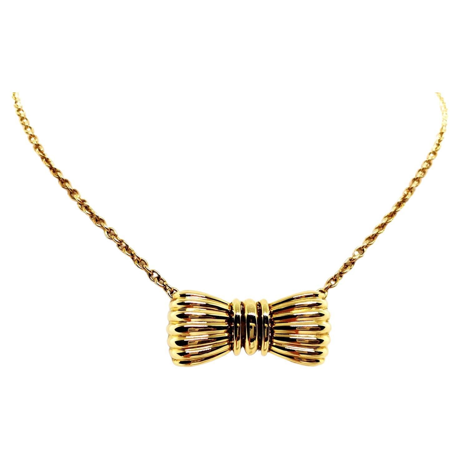 O.J. Perrin Chain Necklace Yellow Gold For Sale