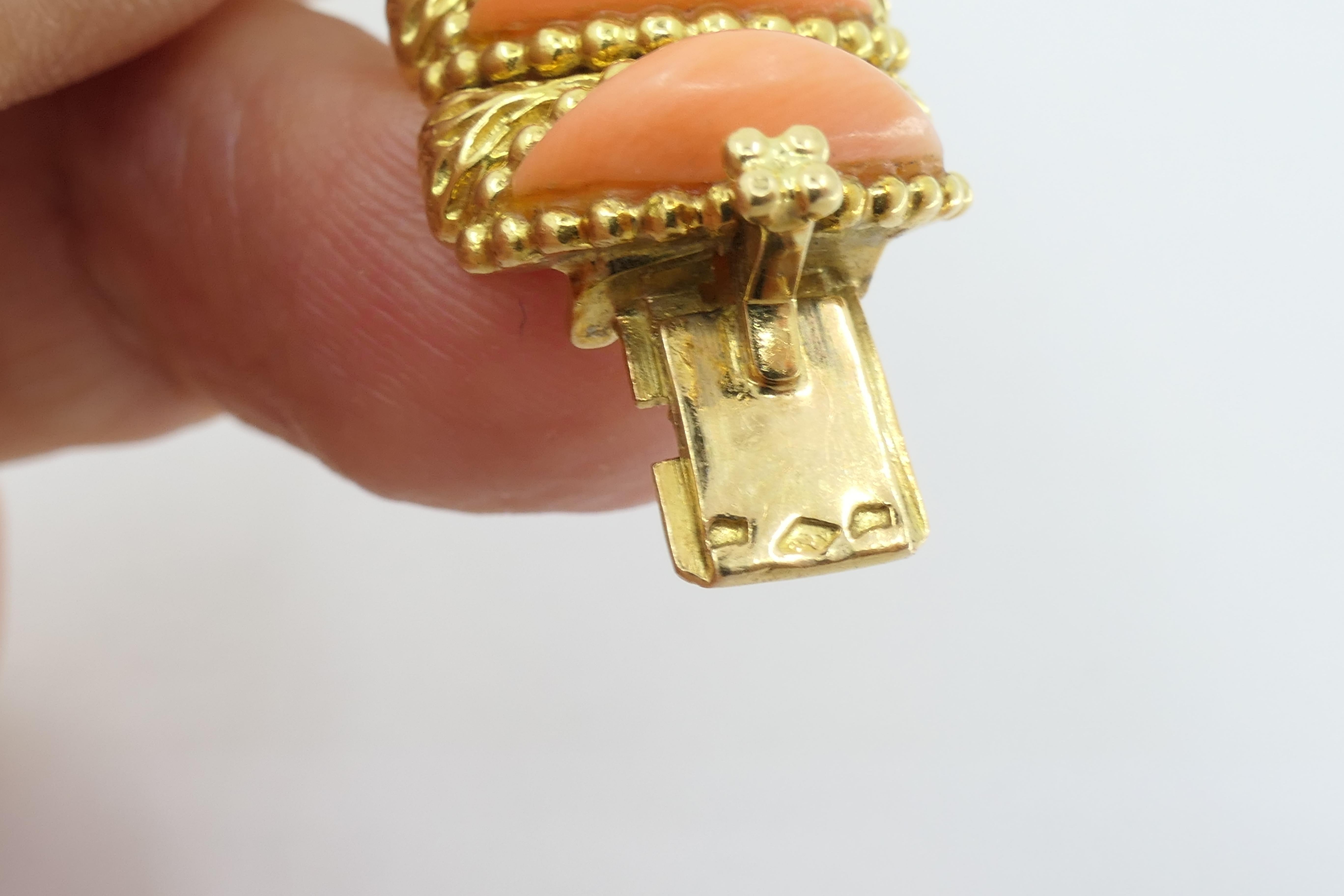 O.J. Perrin Coral Diamond Bracelet Vintage 18k Gold 7