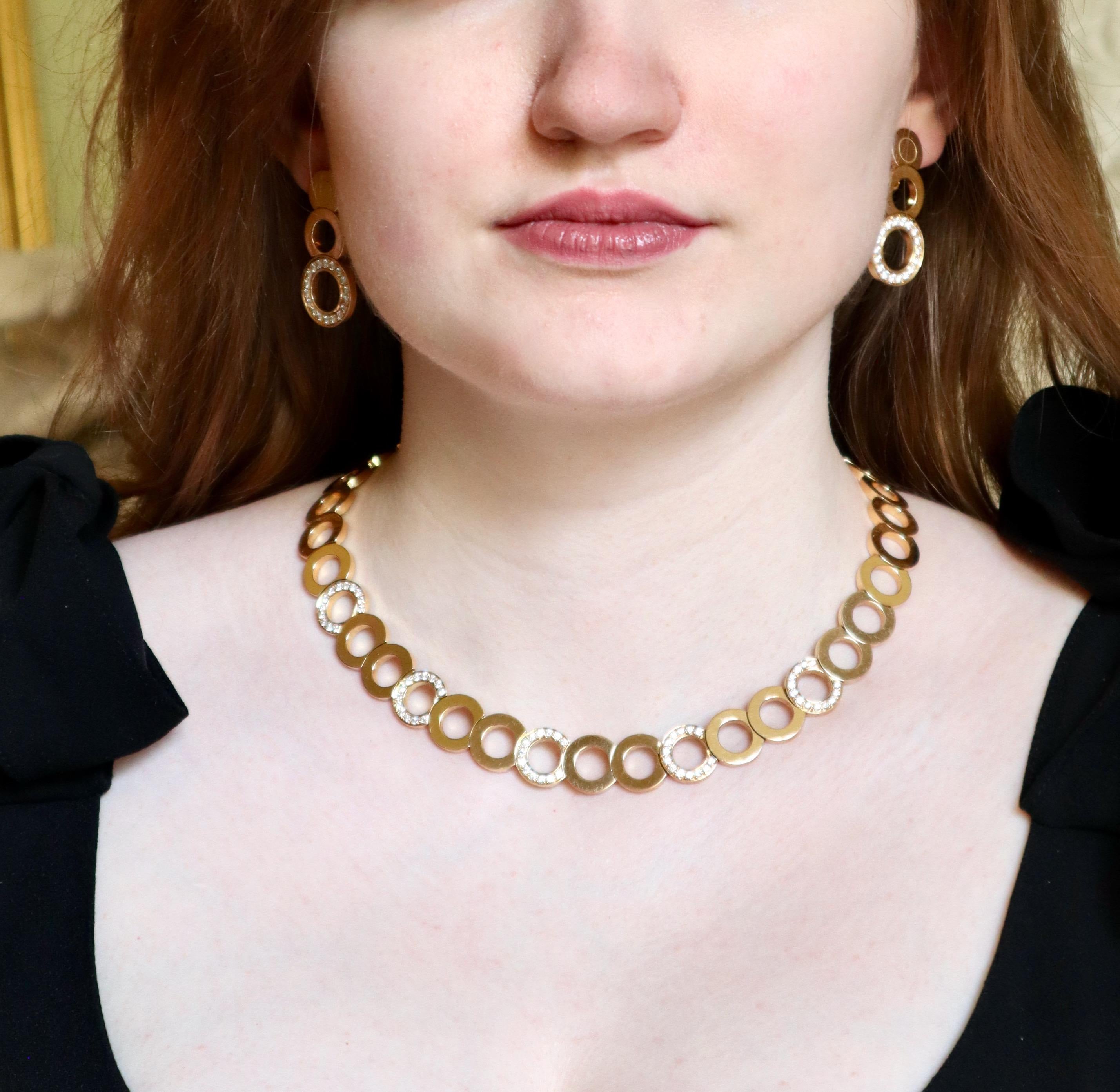 Taglio brillante O.J. Set di collana e orecchini Perrin & Perrin in oro 18 carati e diamanti in vendita