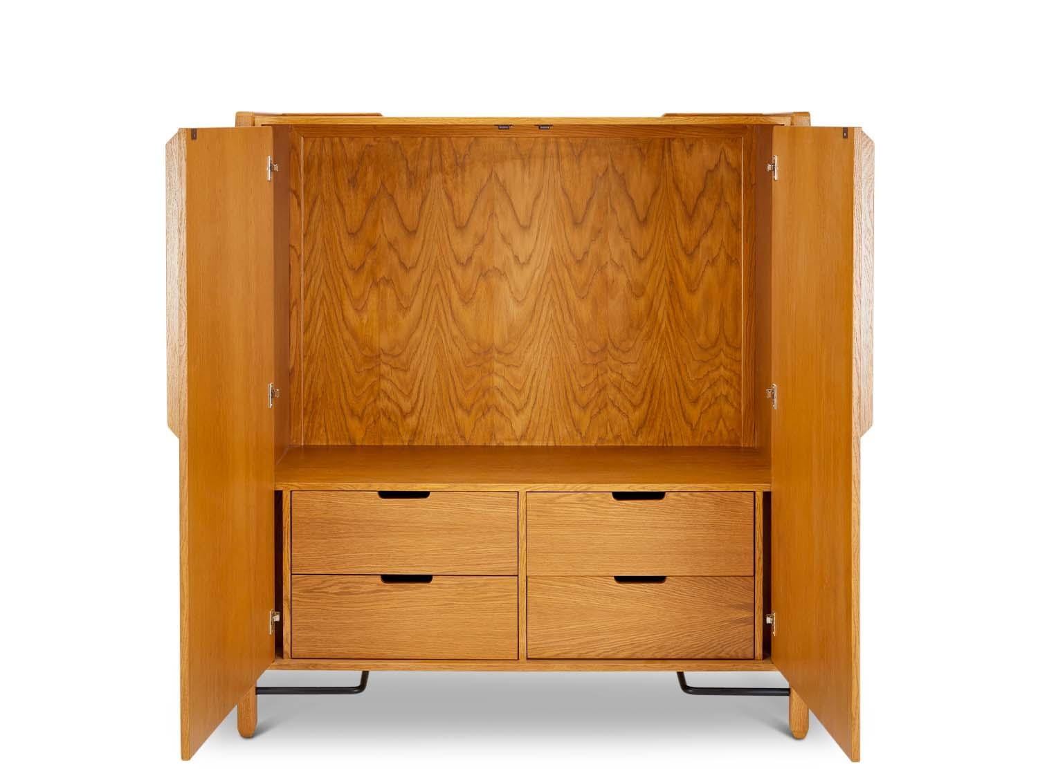 Américain Grand meuble de rangement Ojai de Lawson-Fenning en vente