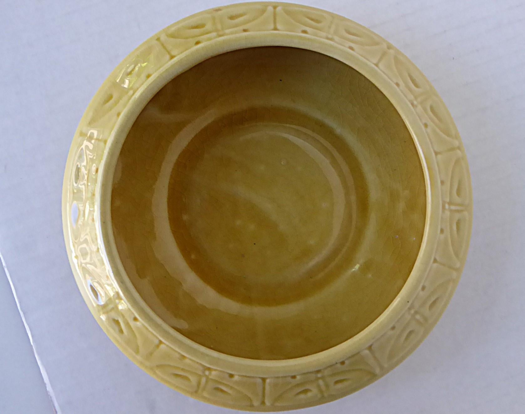 Art Deco Red Wing Art Pottery Ceramic Bowl / CachePot Model #176 circa 1930 Bon état - En vente à Miami, FL