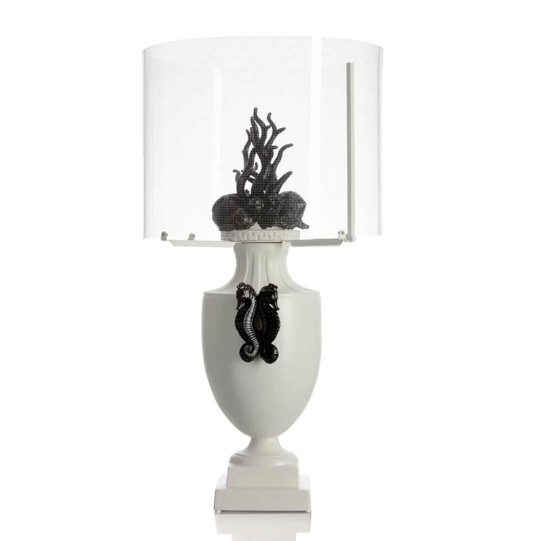 Okeanos Touch Lamp - Matt White & Black In New Condition For Sale In Mantova, MN
