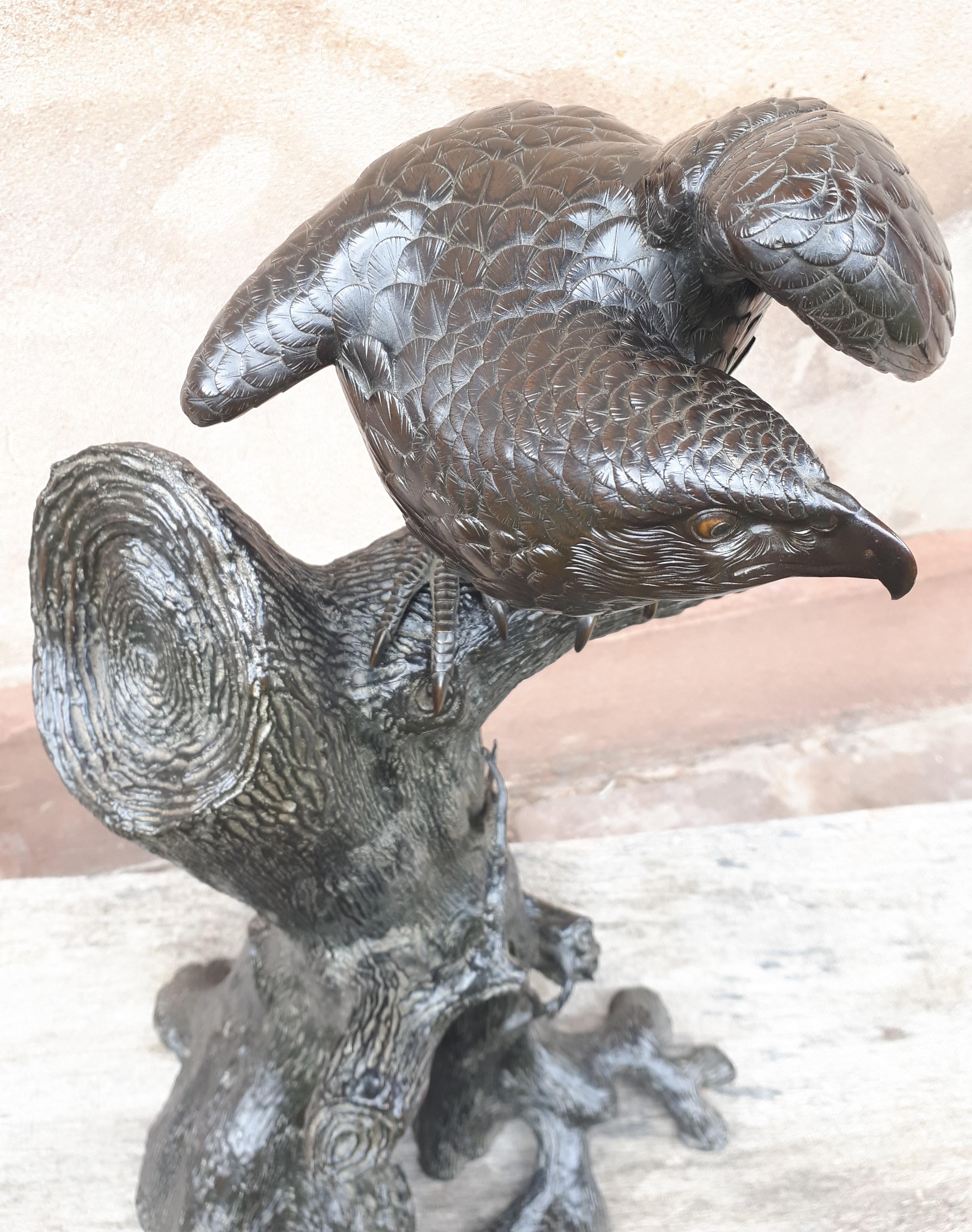 Okimono - Bronze Sculpture Of An Eagle, Japan Meiji Era For Sale 5