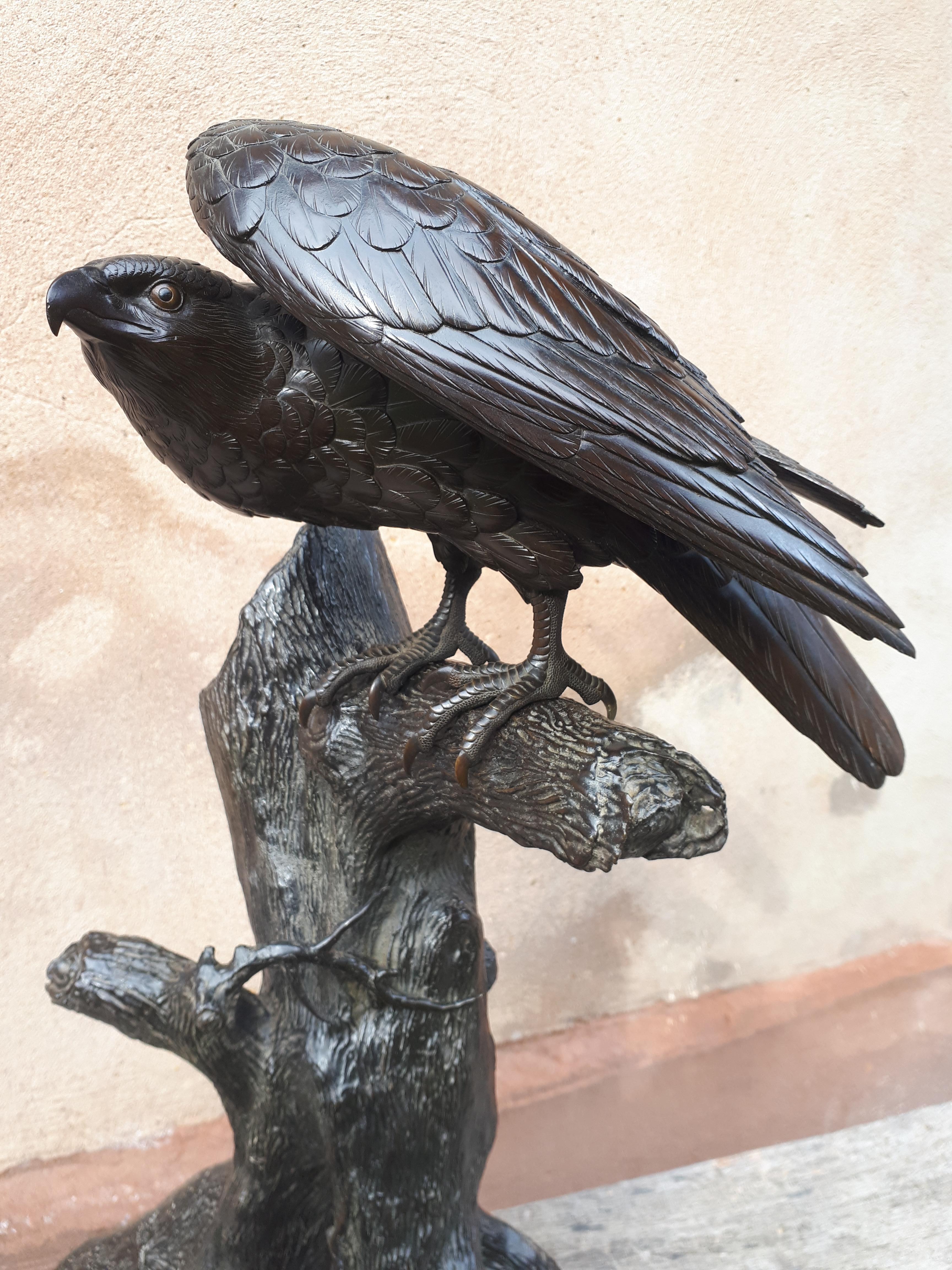 Okimono - Bronze Sculpture Of An Eagle, Japan Meiji Era In Good Condition For Sale In Saverne, Grand Est