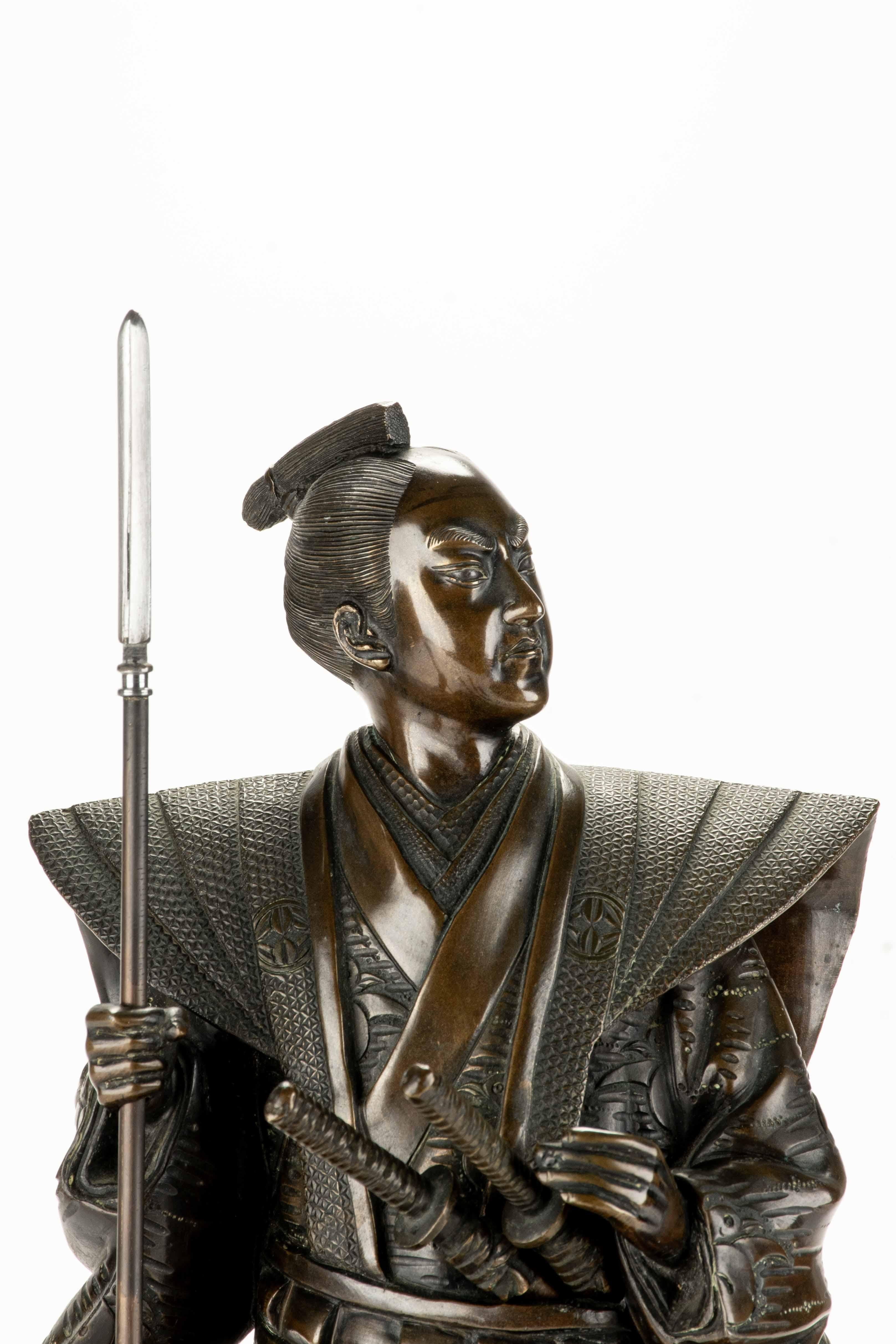19th Century Impressive bronze sculpture depicting a samurai, signedYoshimitsu