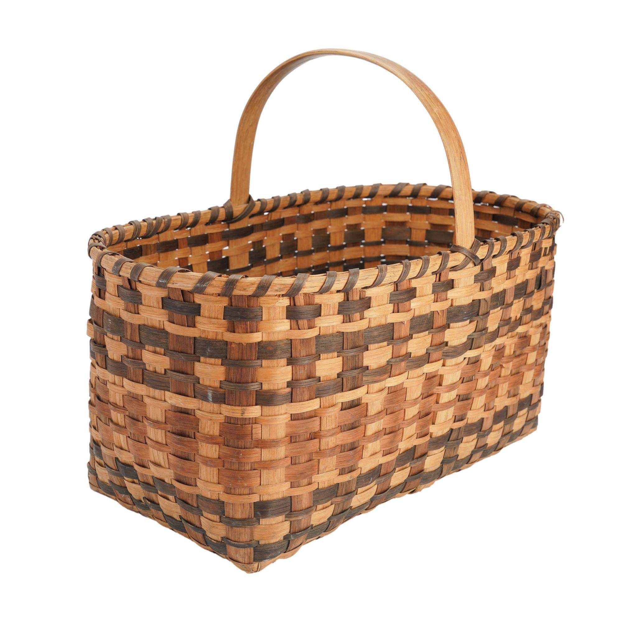 American Oklahoma Cherokee woven split oak rectangular basket with handle, 1900’s For Sale