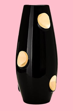 OKO Vaso in ceramica oro nero di Malwina Konopacka