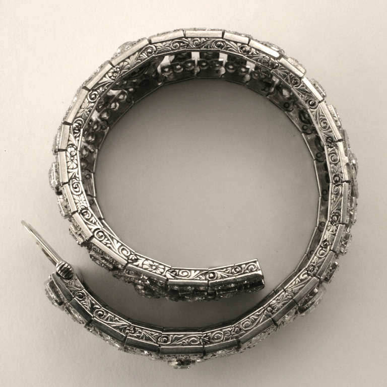 Okrant et Davidonniez Diamond Wide Strap Bracelet  In Excellent Condition For Sale In New York, NY