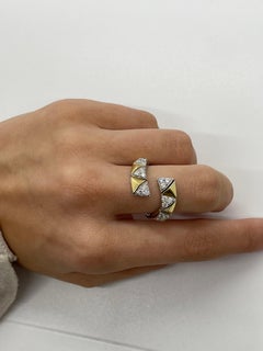 Bague Pyramid avec diamants en or jaune et blanc Okre par Yessayan