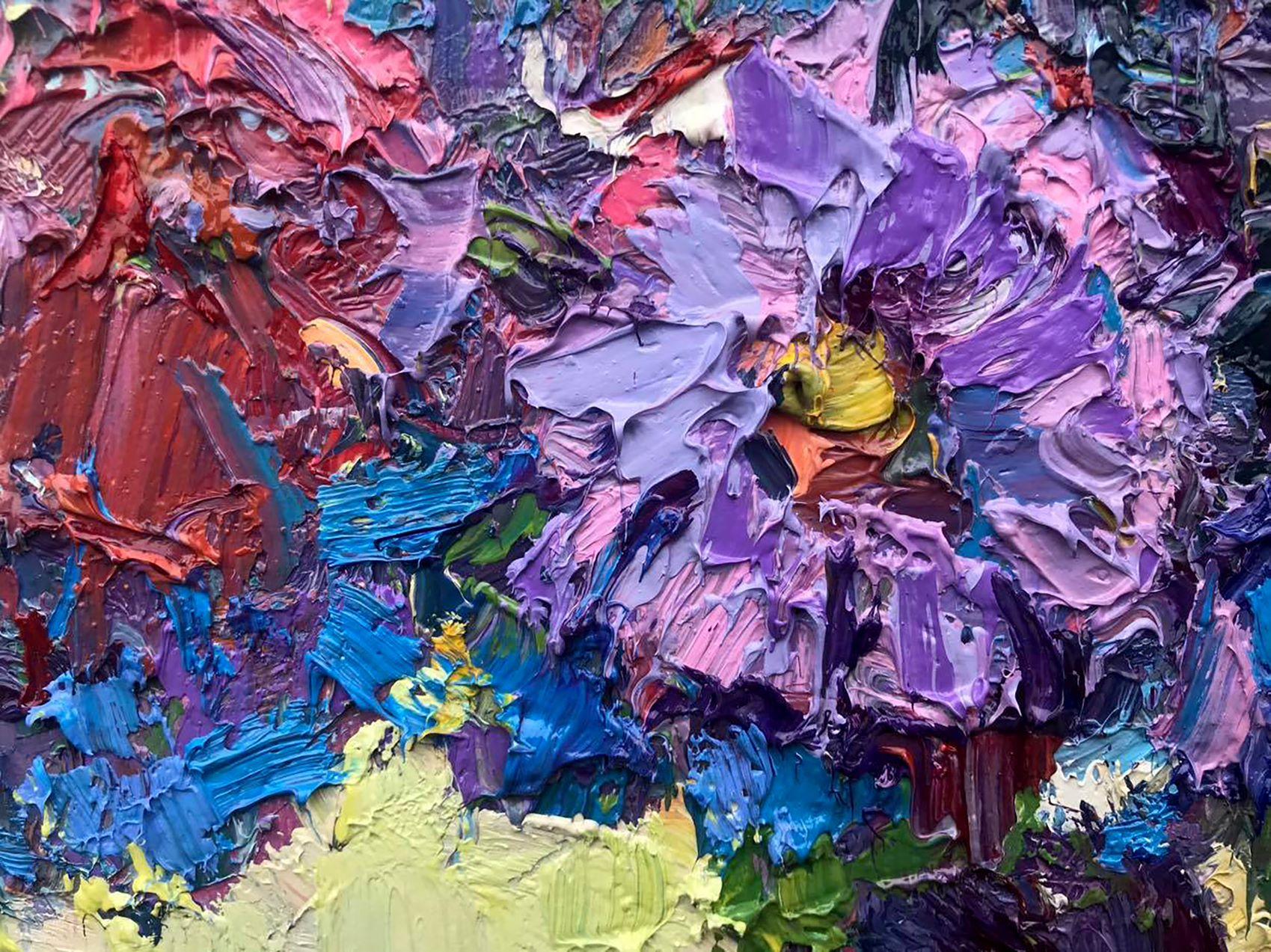 Bouquet di fiori al mattino, Impressionismo, Pittura ad olio originale, pronta da appendere - Still-Life Painting Grigio di Oksana Kalenyuk