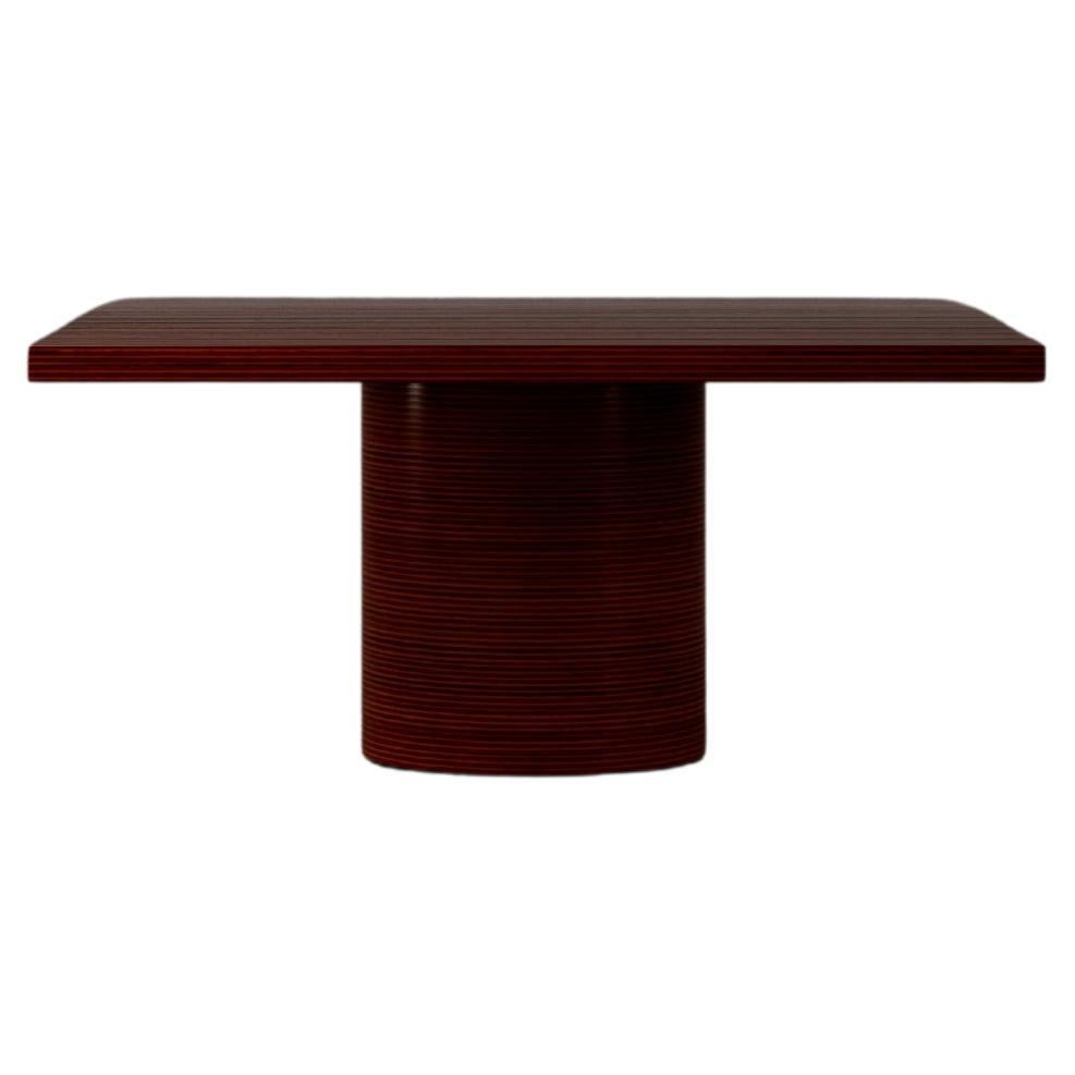 Tavolo Versilia in compensato di Okumé e legno naturale lucido di Dainelli Studio Aelier