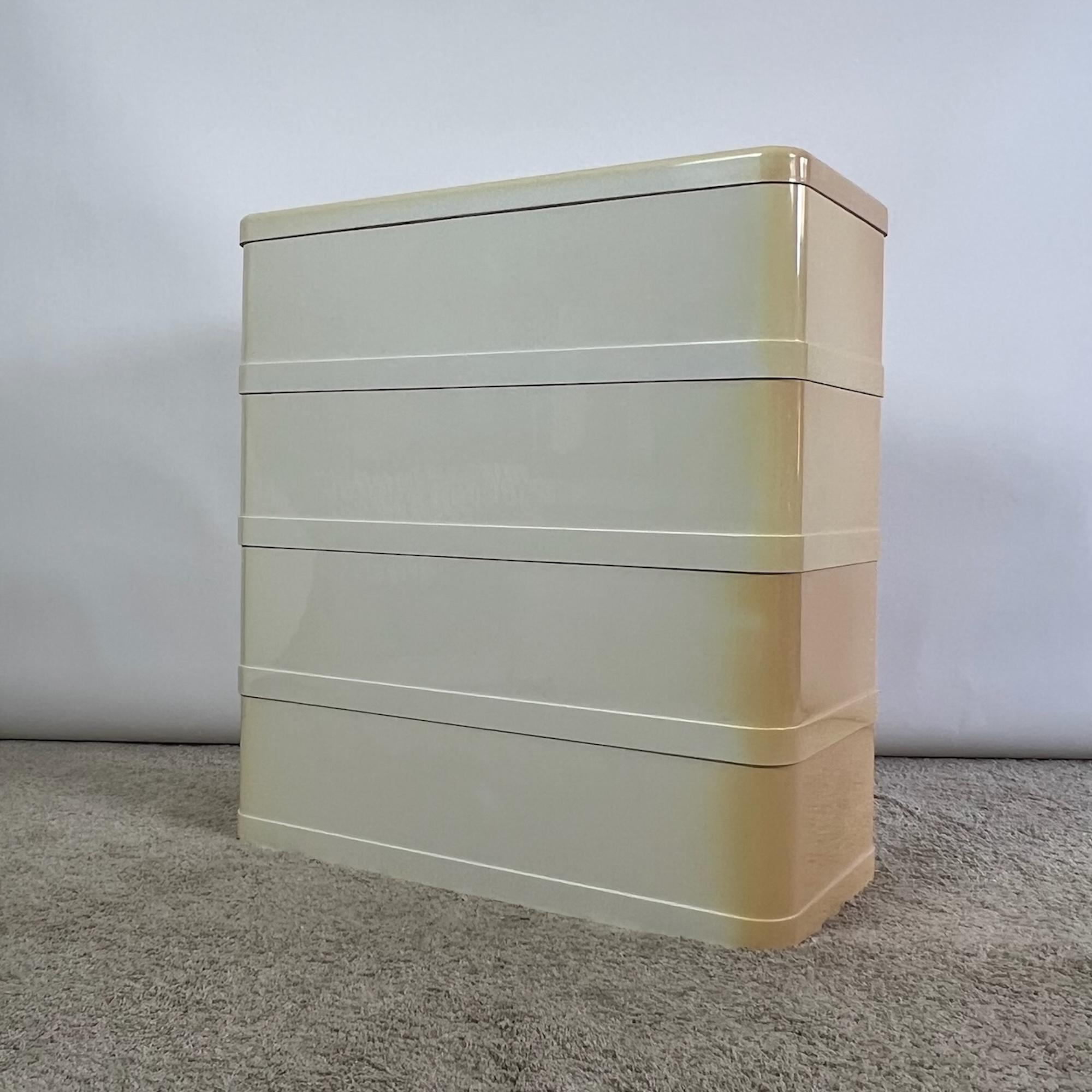 Olaf Von Bohr Chest of Drawers Model 4964 by Kartell - Space Age design, 70s In Good Condition In San Benedetto Del Tronto, IT