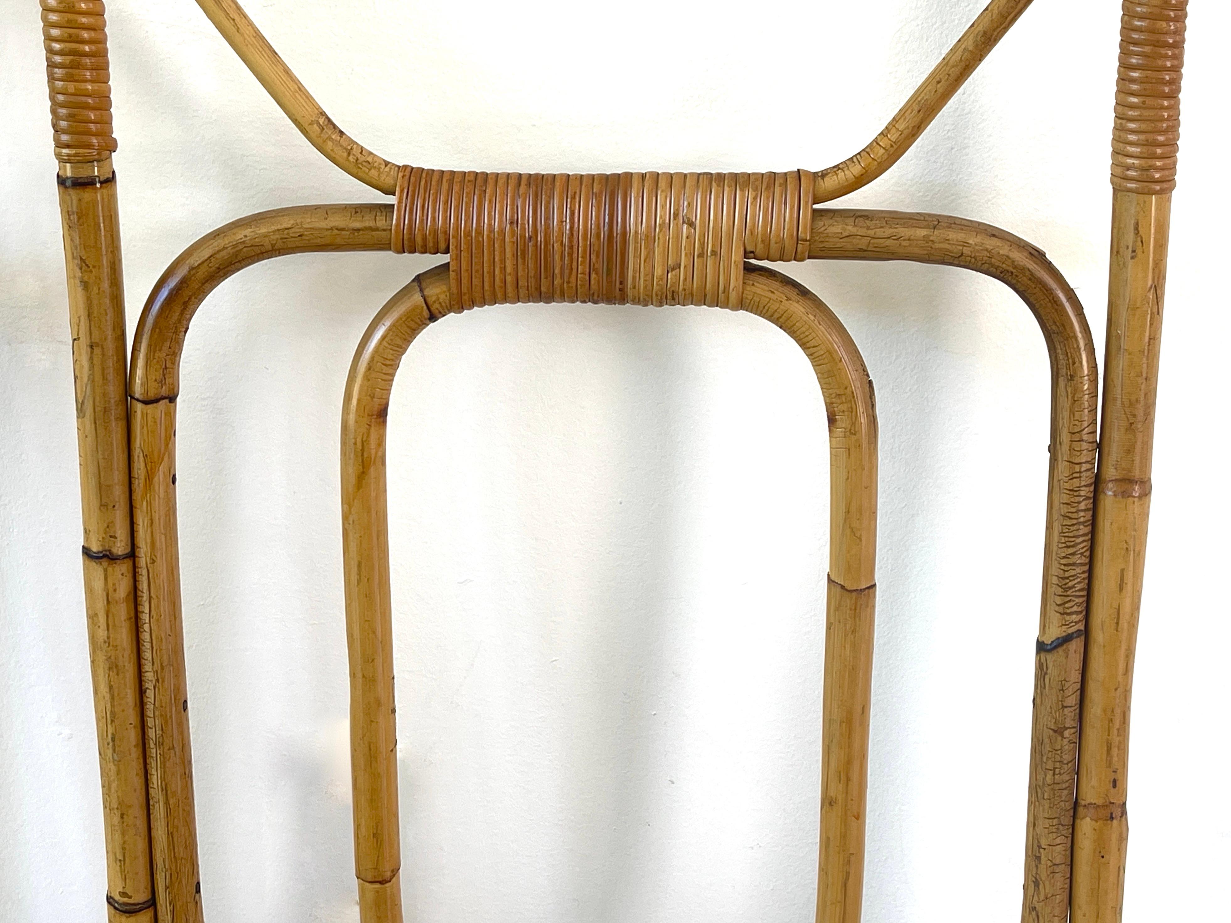 Olaf Von Bohr Coat Hangers 1