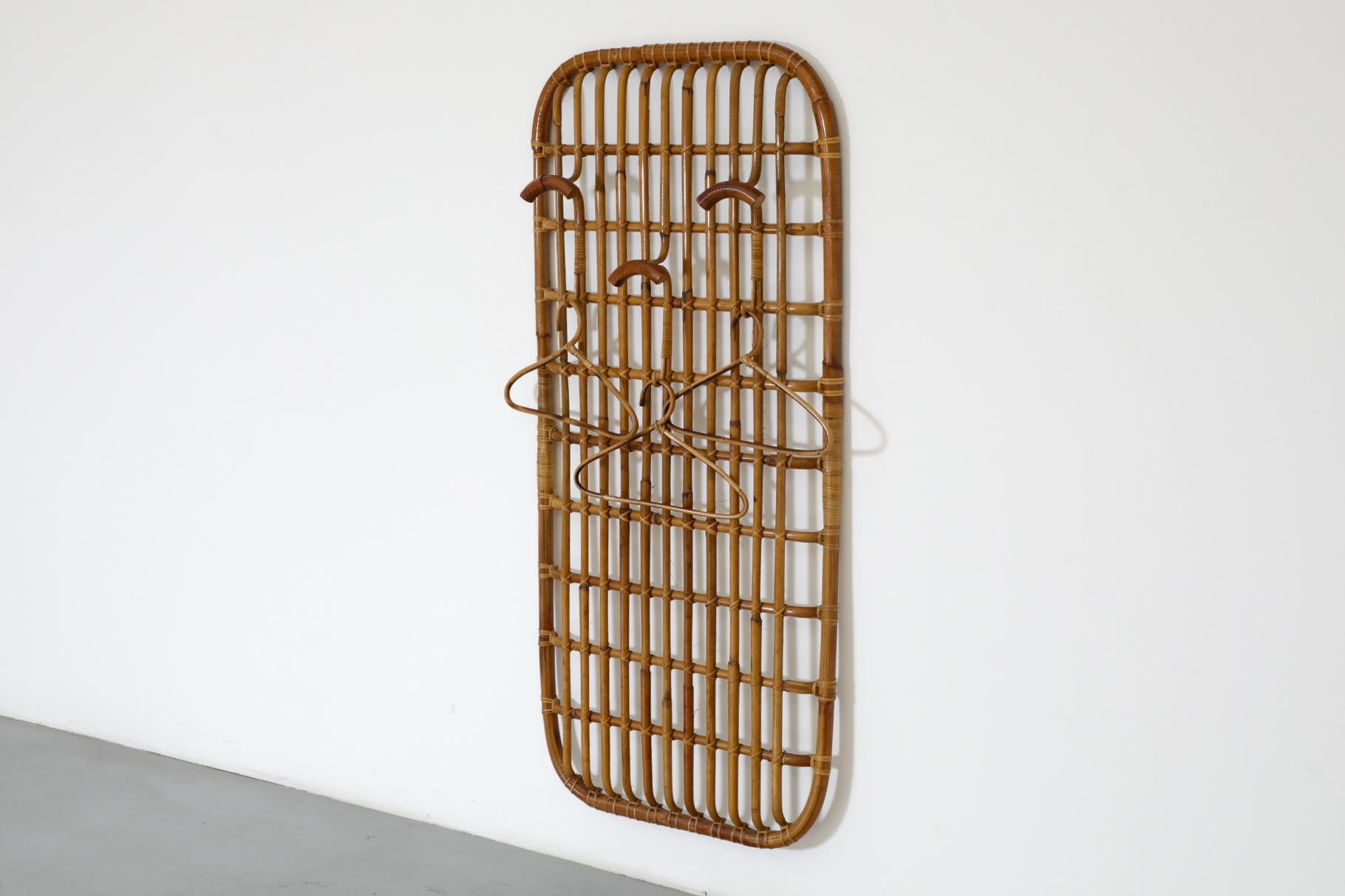 Franco Albini Inspired Bamboo Coat Rack with Hooks, 1960s In Good Condition For Sale In Los Angeles, CA