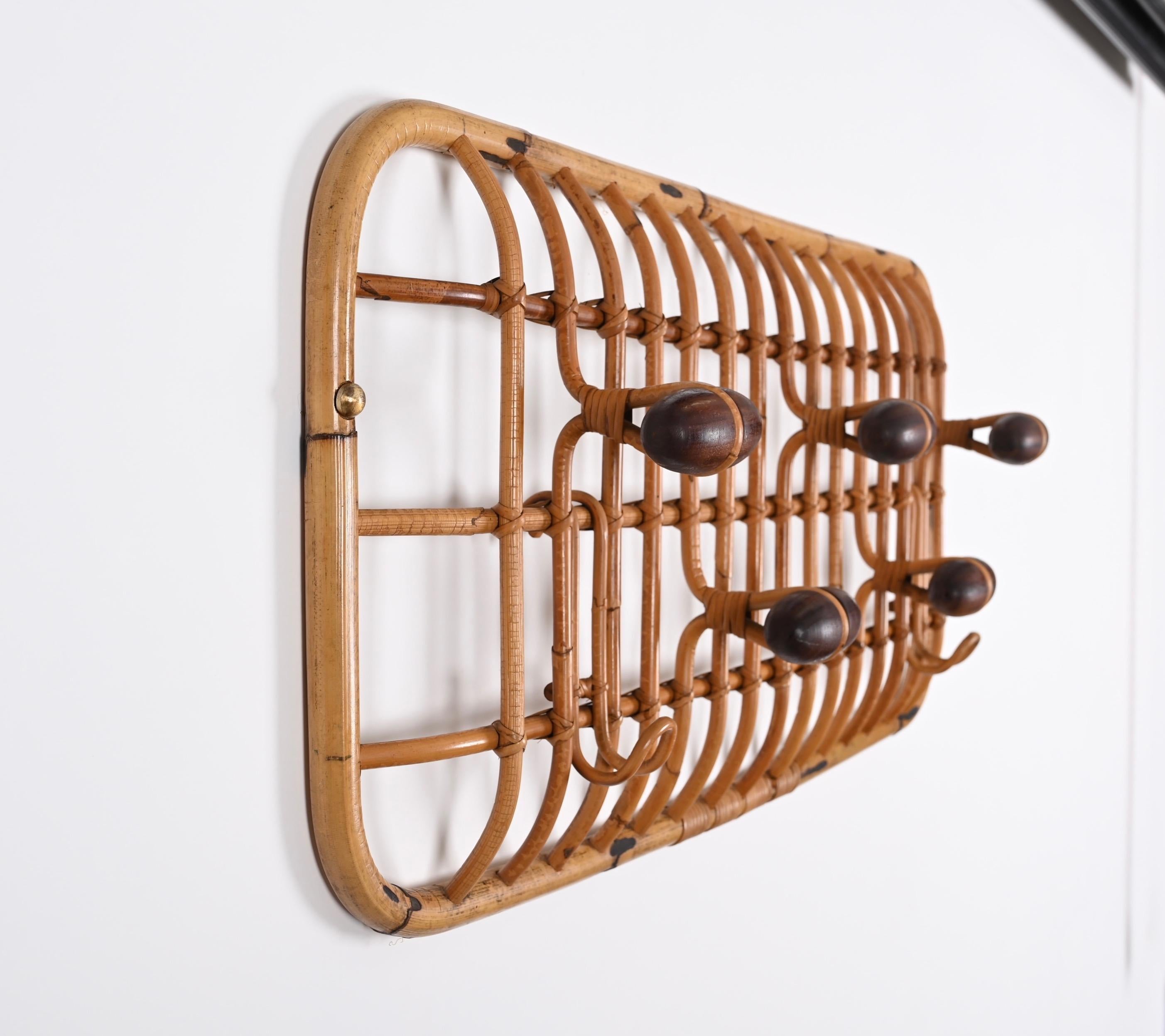 Porte-manteaux italien en bambou et rotin de Olaf von Bohr pour Bonacina, Italie, années 1960 en vente 7