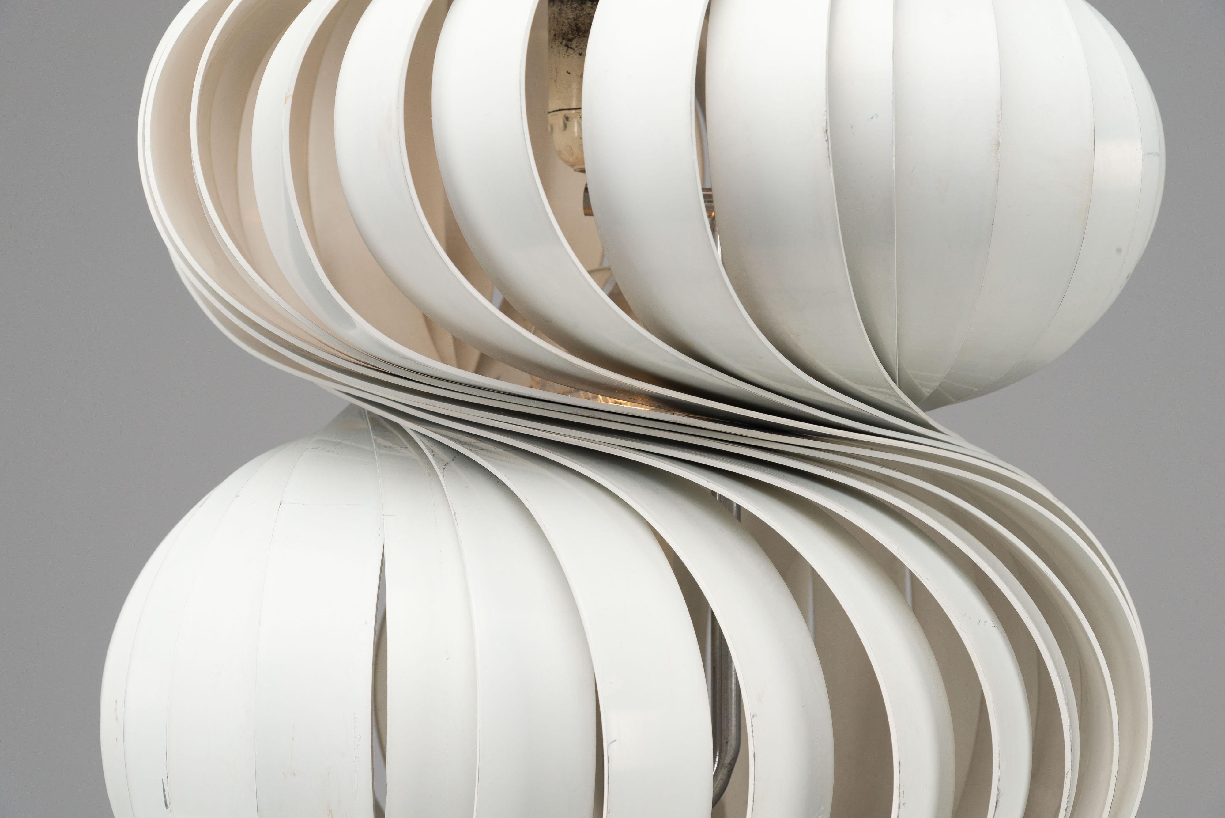 Olaf von Bohr Medusa table lamp Valenti Italy 1968 In Good Condition For Sale In Roosendaal, Noord Brabant