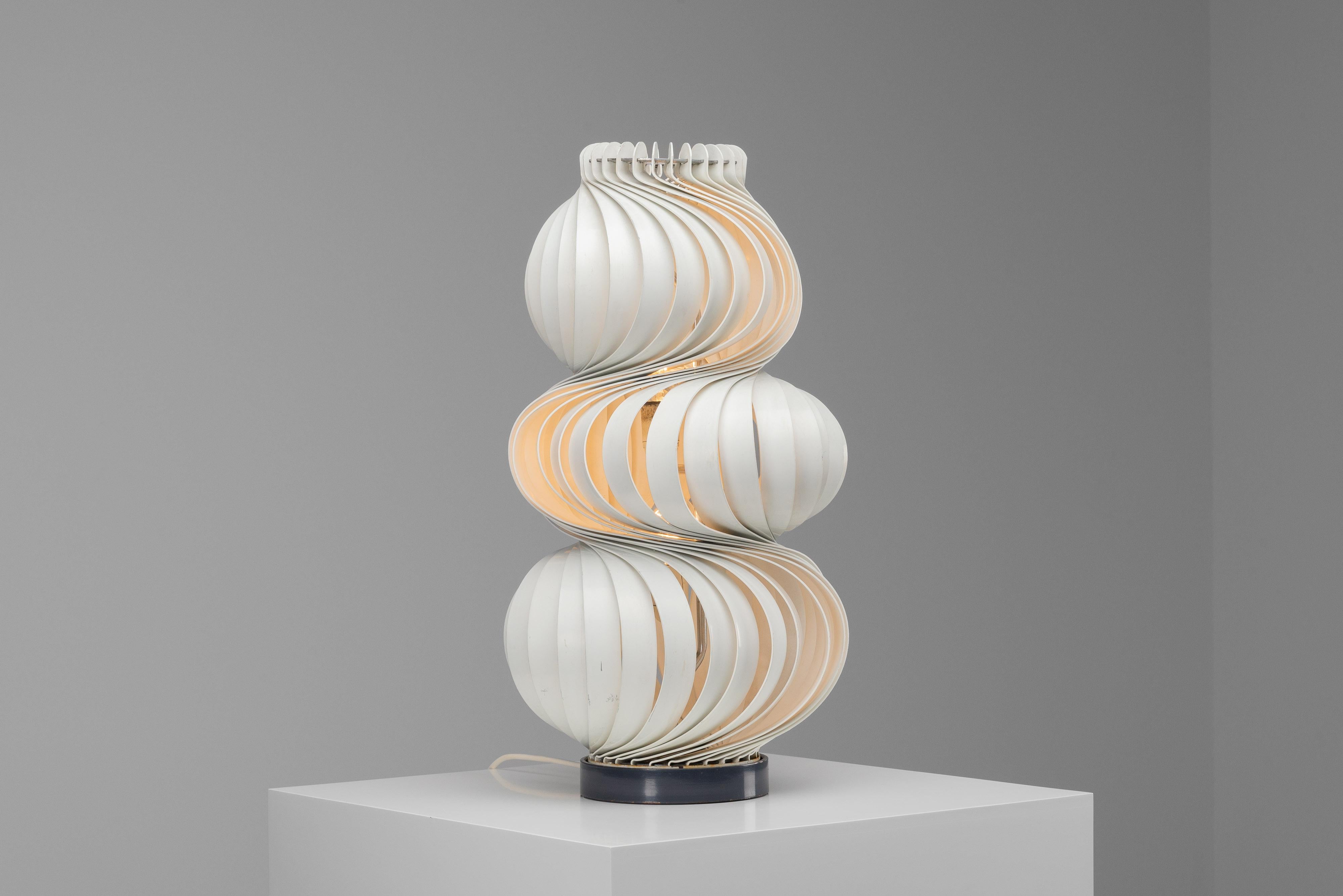 Mid-20th Century Olaf von Bohr Medusa table lamp Valenti Italy 1968 For Sale