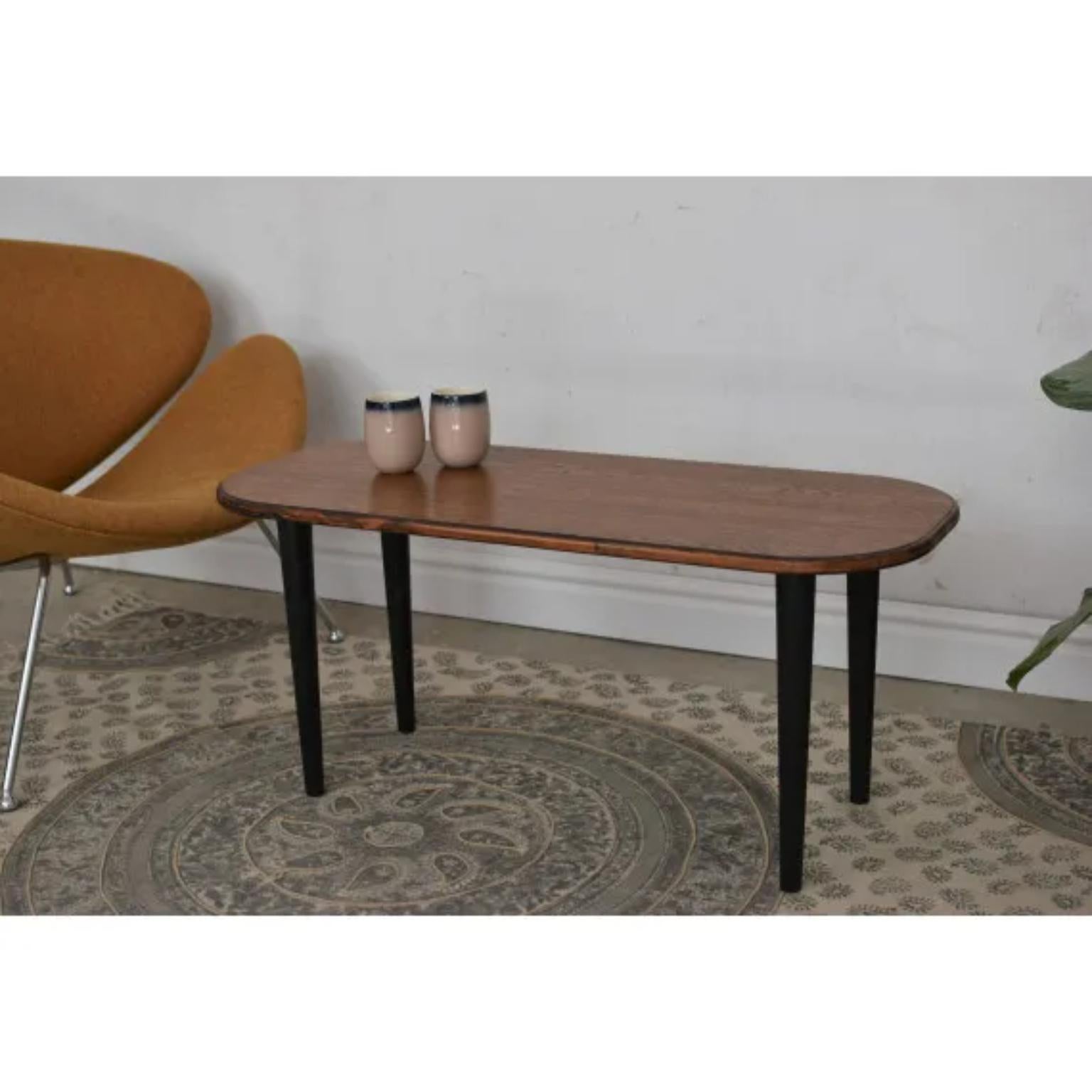 Table basse Olan par Pastform Neuf - En vente à Geneve, CH