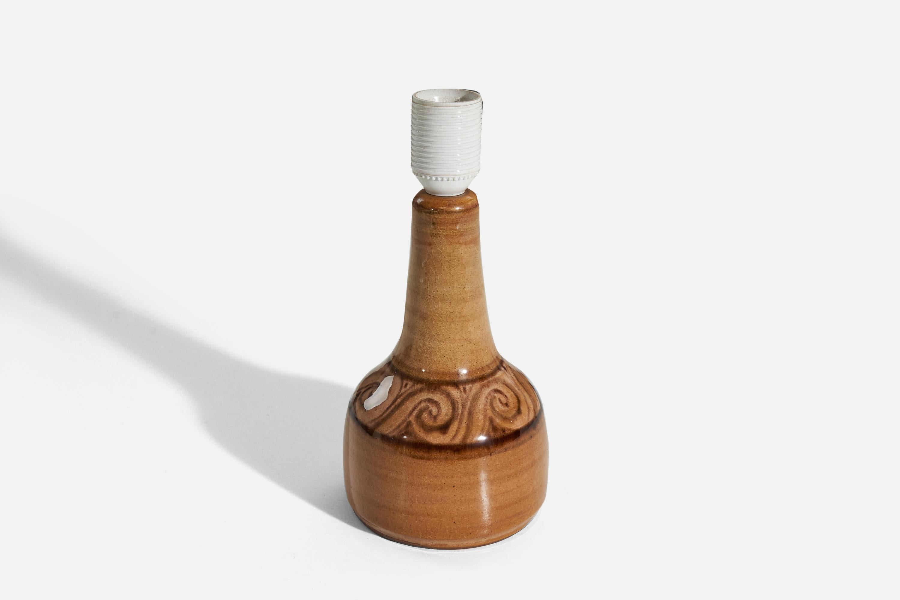 Olav Gyllenborg, Table Lamp, Glazed Stoneware, Örkelljunga, Sweden, 1975 In Good Condition For Sale In High Point, NC