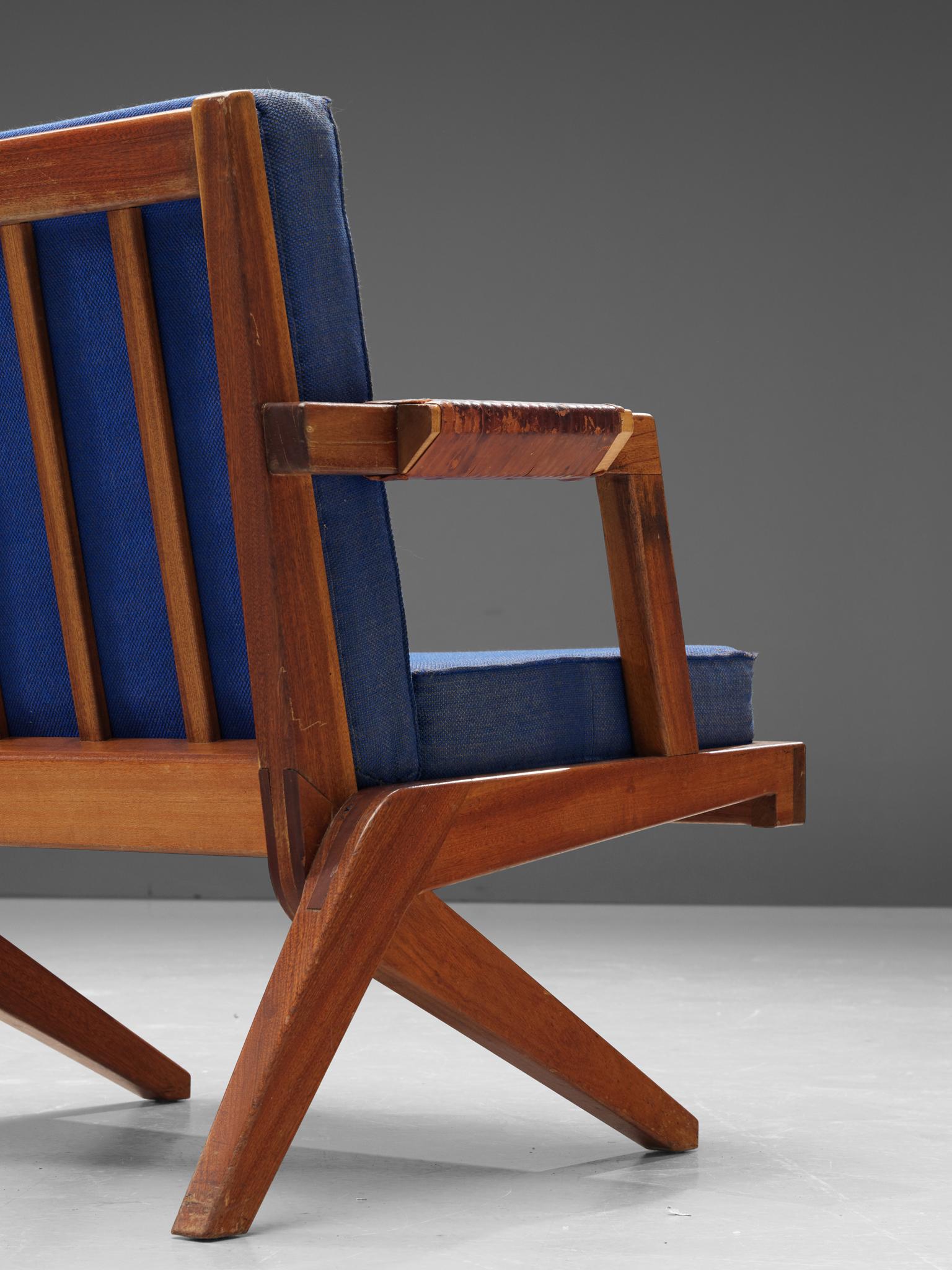Olavi Hanninen 'Boomerang' Chairs with Blue Upholstery 1