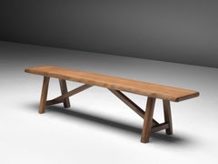 Banc Olavi Hänninen pour Mikko Nupponen en bois d'orme et laiton