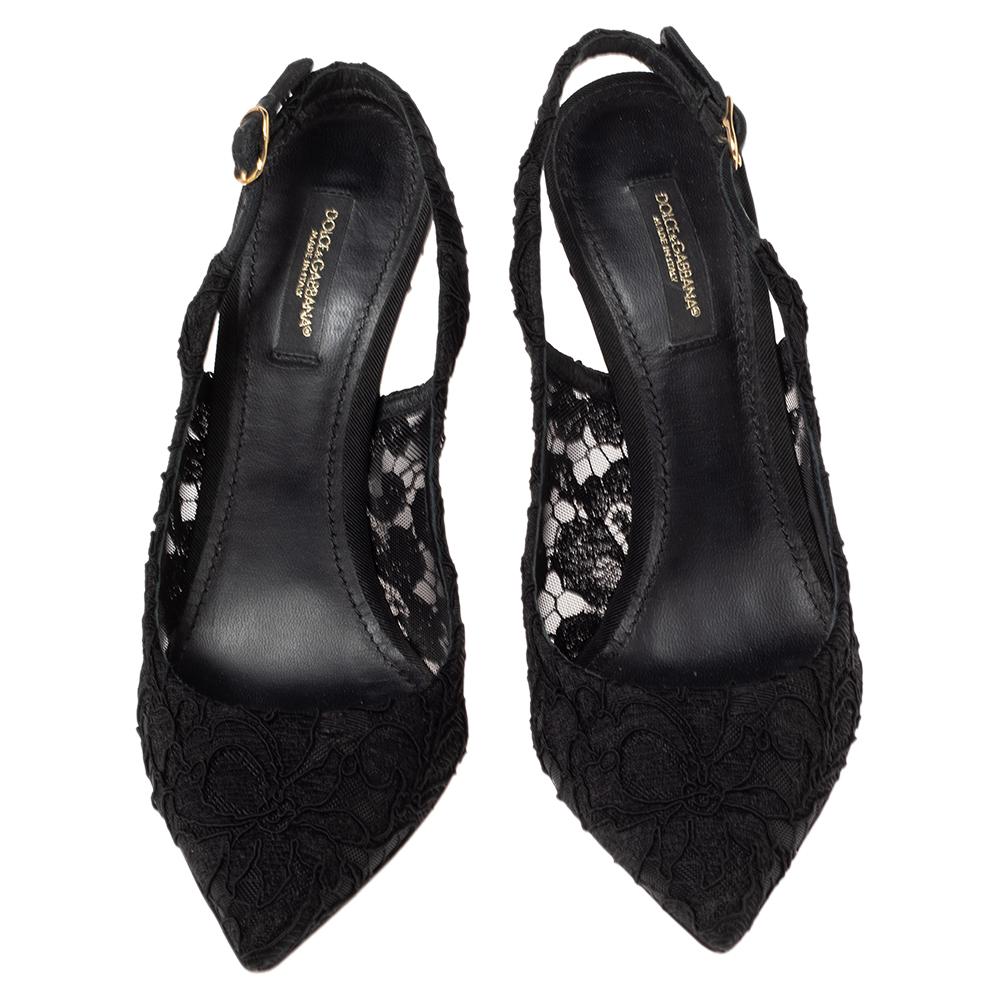 olce & Gabbana Black Lace Slingback Sandals Size 38 In Good Condition In Dubai, Al Qouz 2