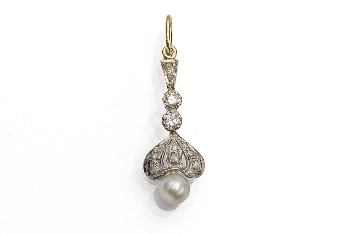 Pendentif ancien en or 14 carats avec diamants et perles, Europe, début du 20e siècle. Unisexe en vente