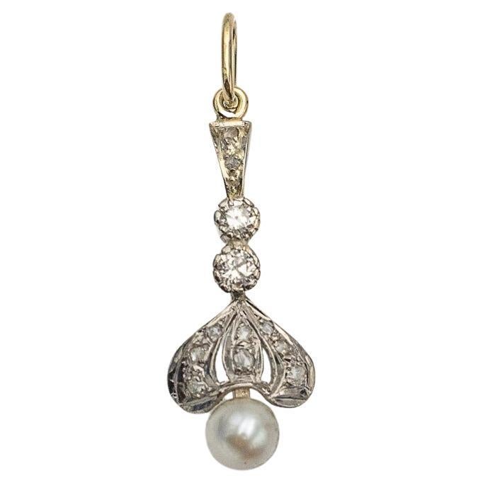 Old 14K Gold pendant with diamonds and pearl, Europe, early 20th century.