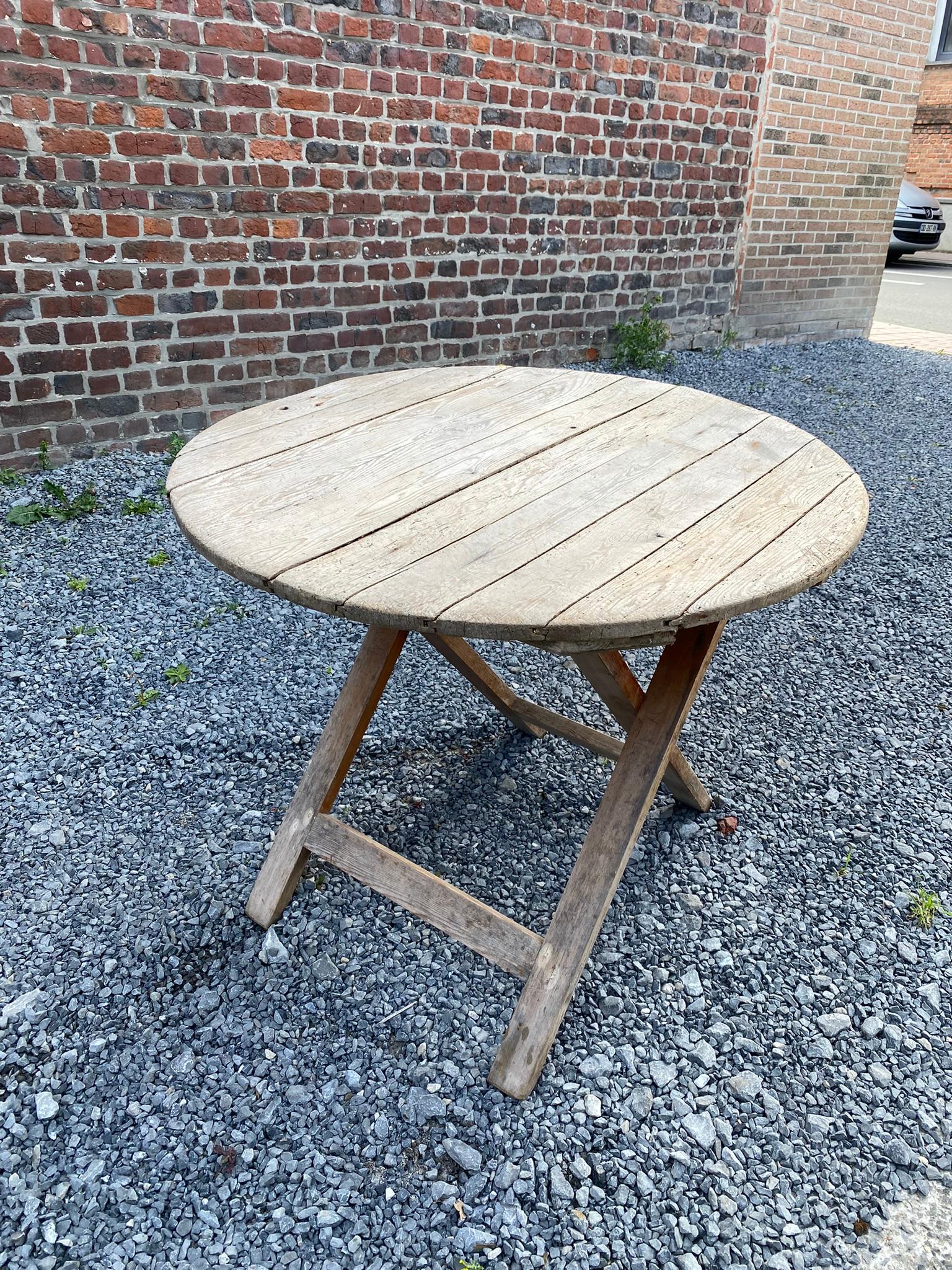 Old 19th Century Winegrower's Table in Pine, Disassembles into Two Parts For Sale 1