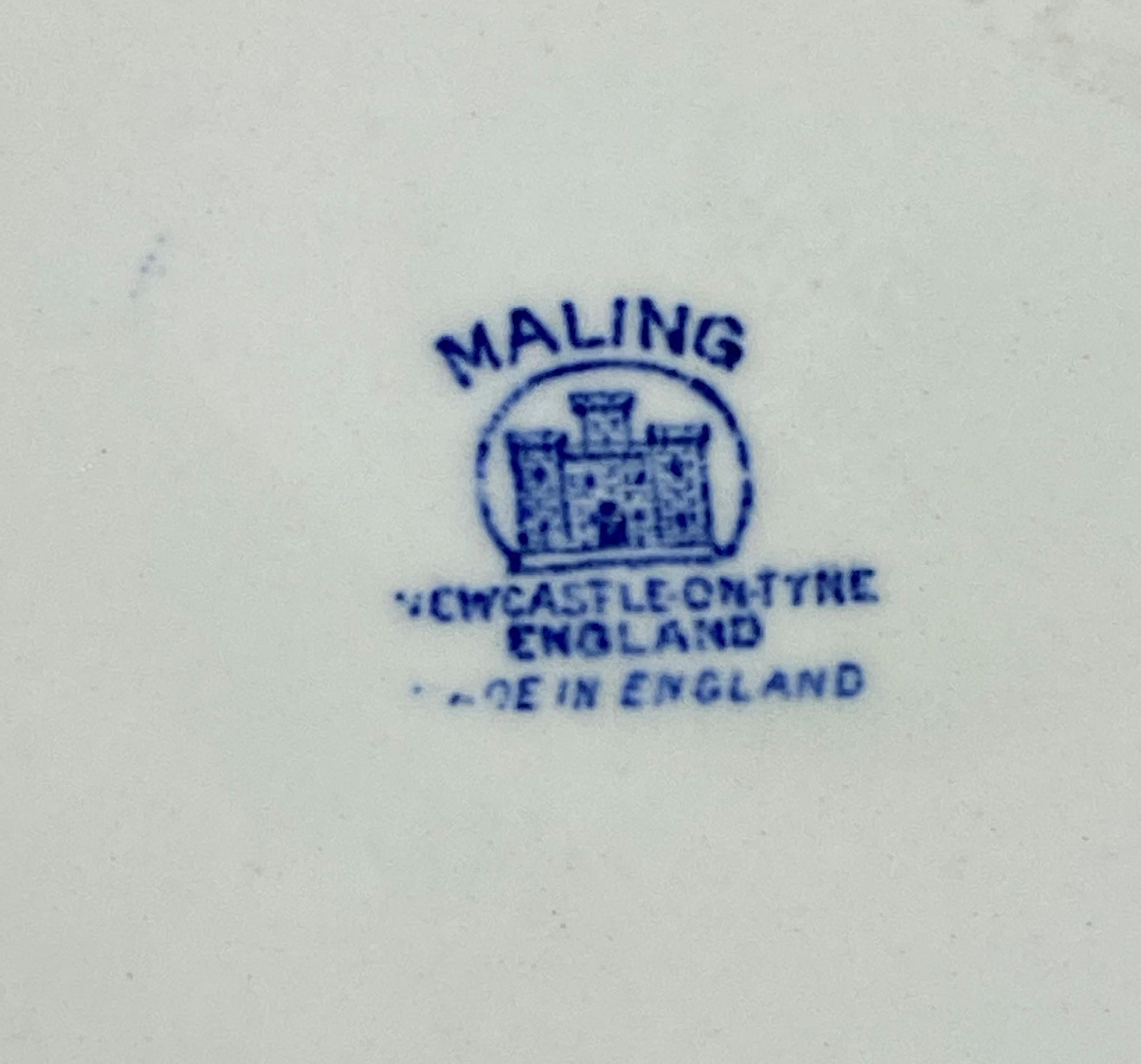 Jardinière de forme rectangulaire bleue et blanche de Maling du 20e siècle en vente 1