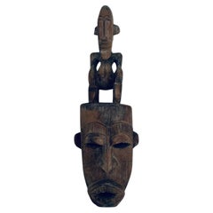 Alte afrikanische Maske aus edlem Holz, um 1900