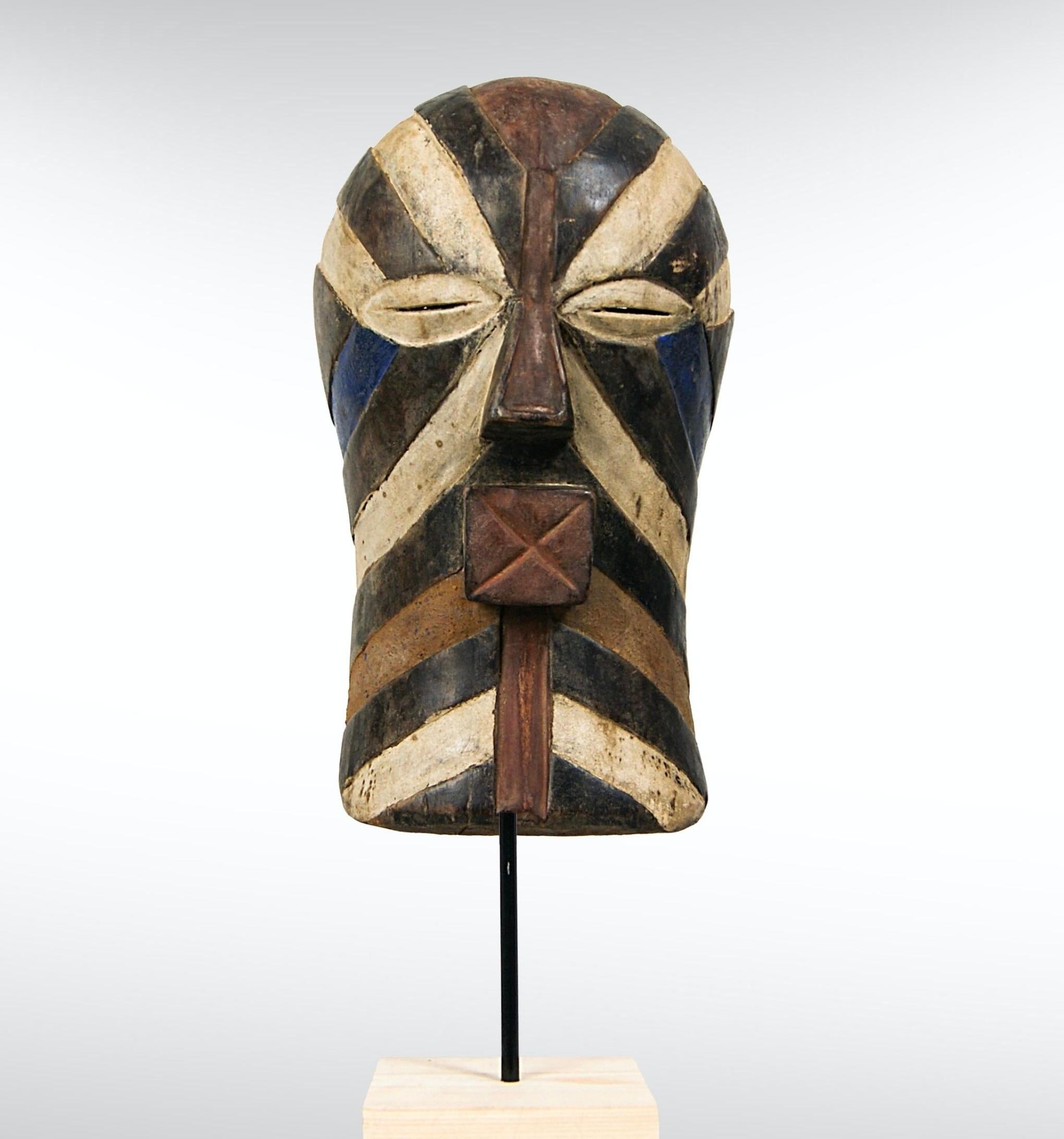 Congolese Old African Songye Female Kifwebe Wall Mask with Expressive Face Large Sized For Sale