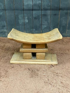 Old African stool, early XX, normal wear
