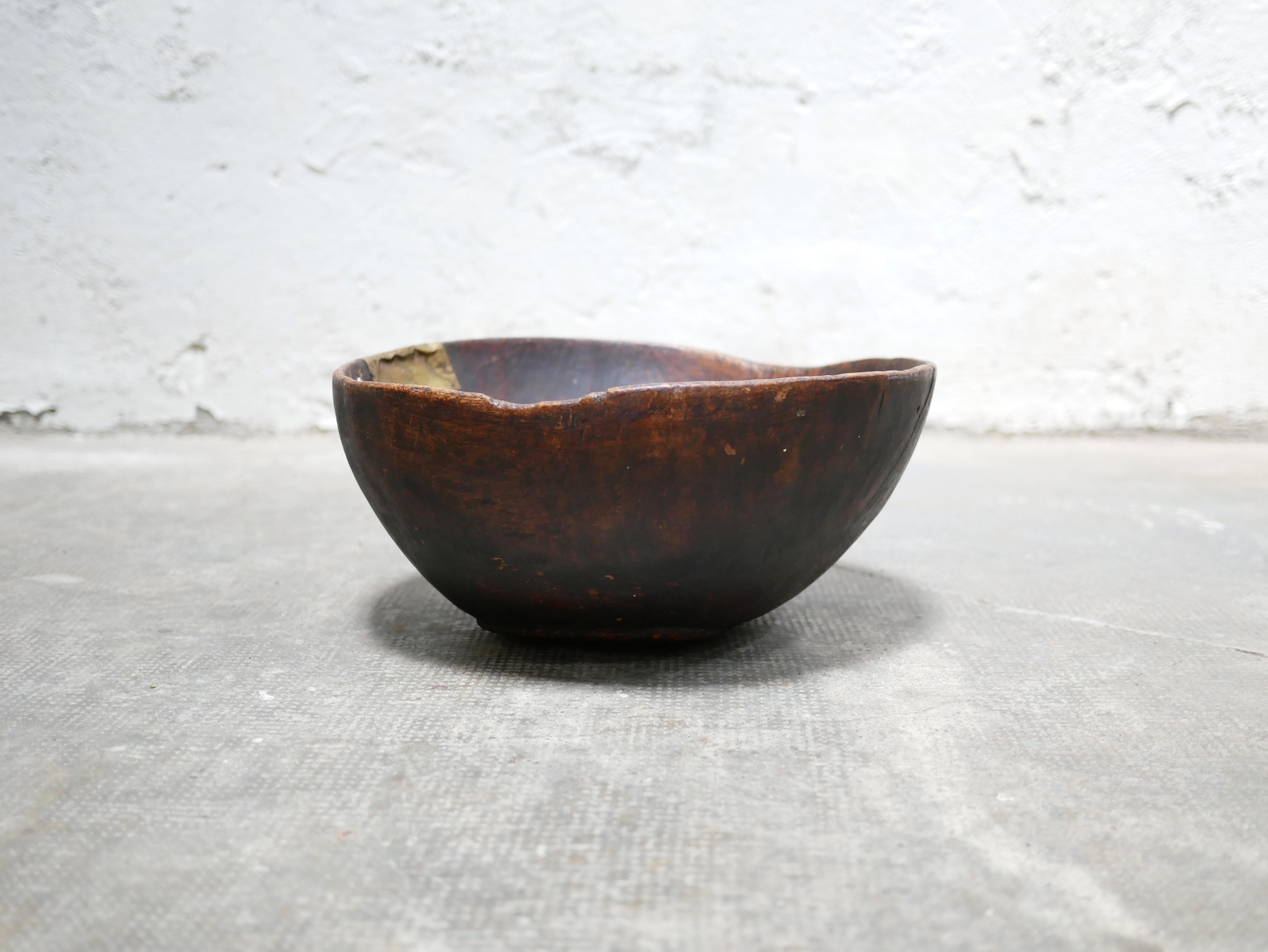 Old African wooden salad bowl 9