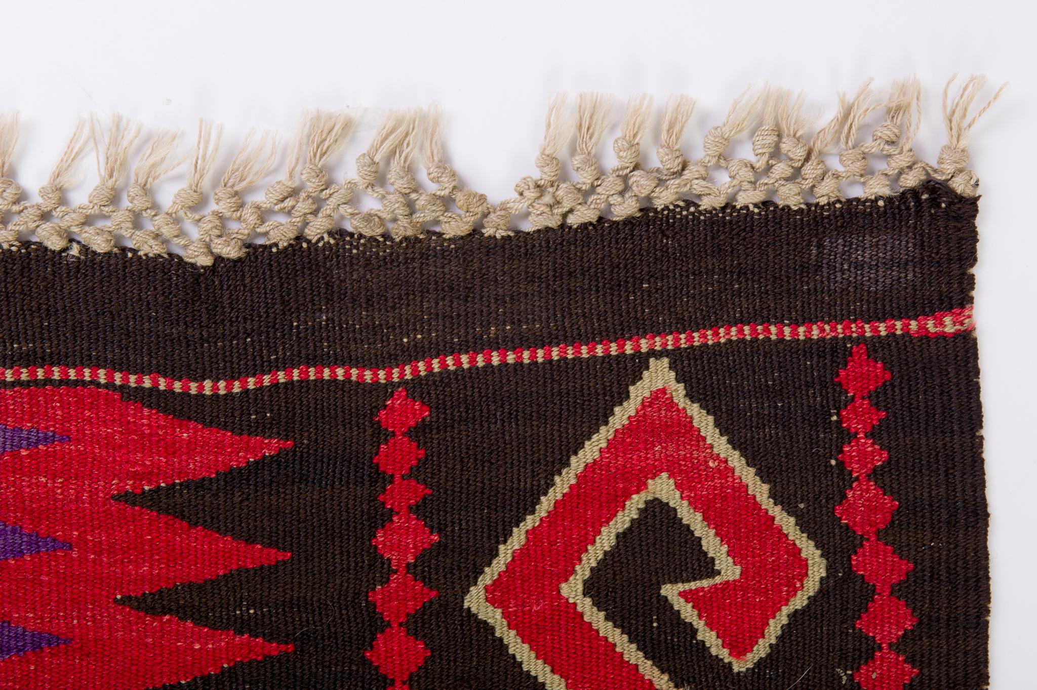 Altes Afyon-Kelim-Fragment, auch für ein Sofa (Türkisch) im Angebot