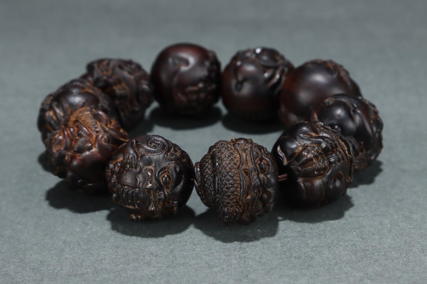 19th Century Old Agarwood Carving Golden Toad Beads Bracelets Pair For Sale