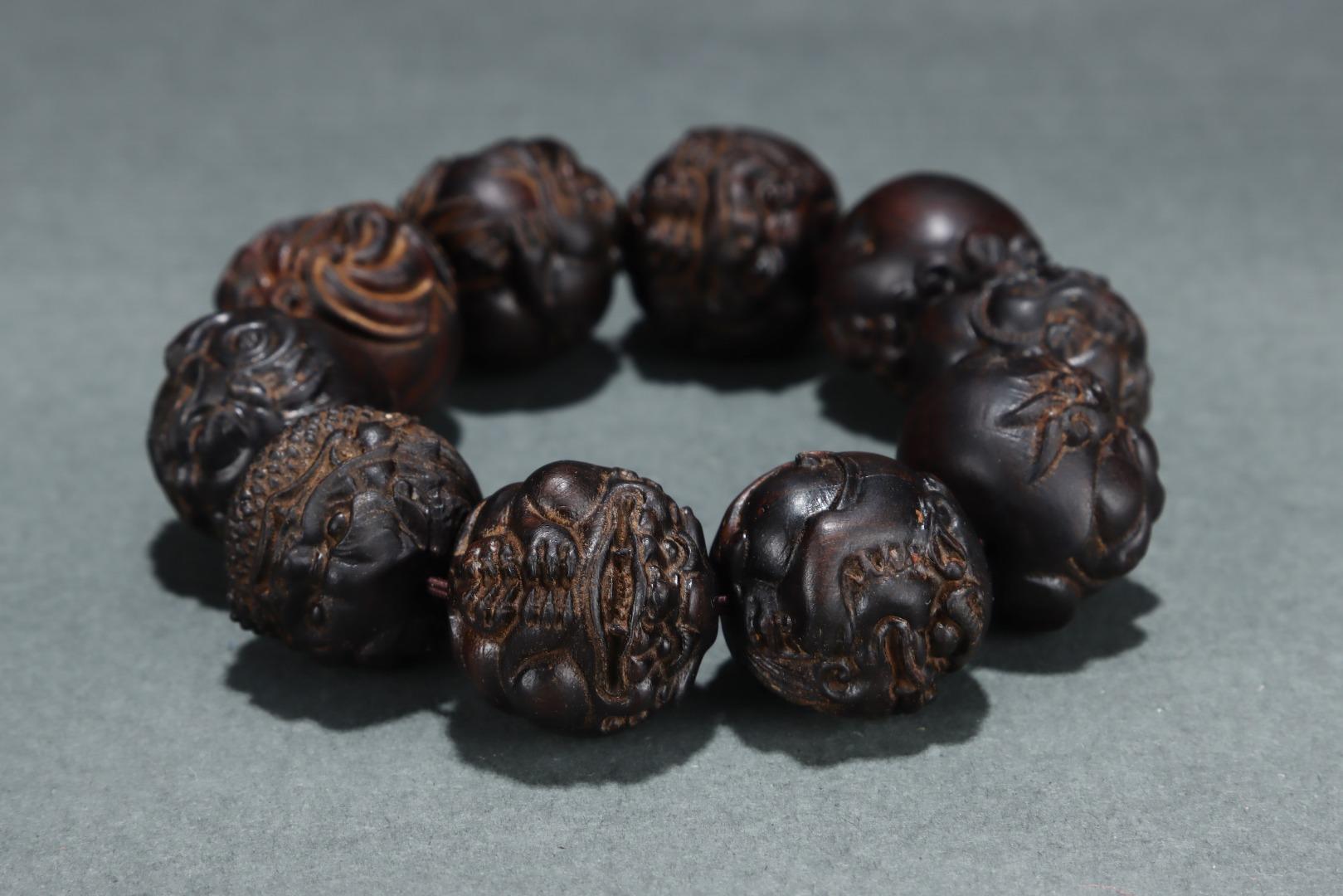 Old Agarwood Carving Golden Toad Beads Bracelets Pair For Sale 1