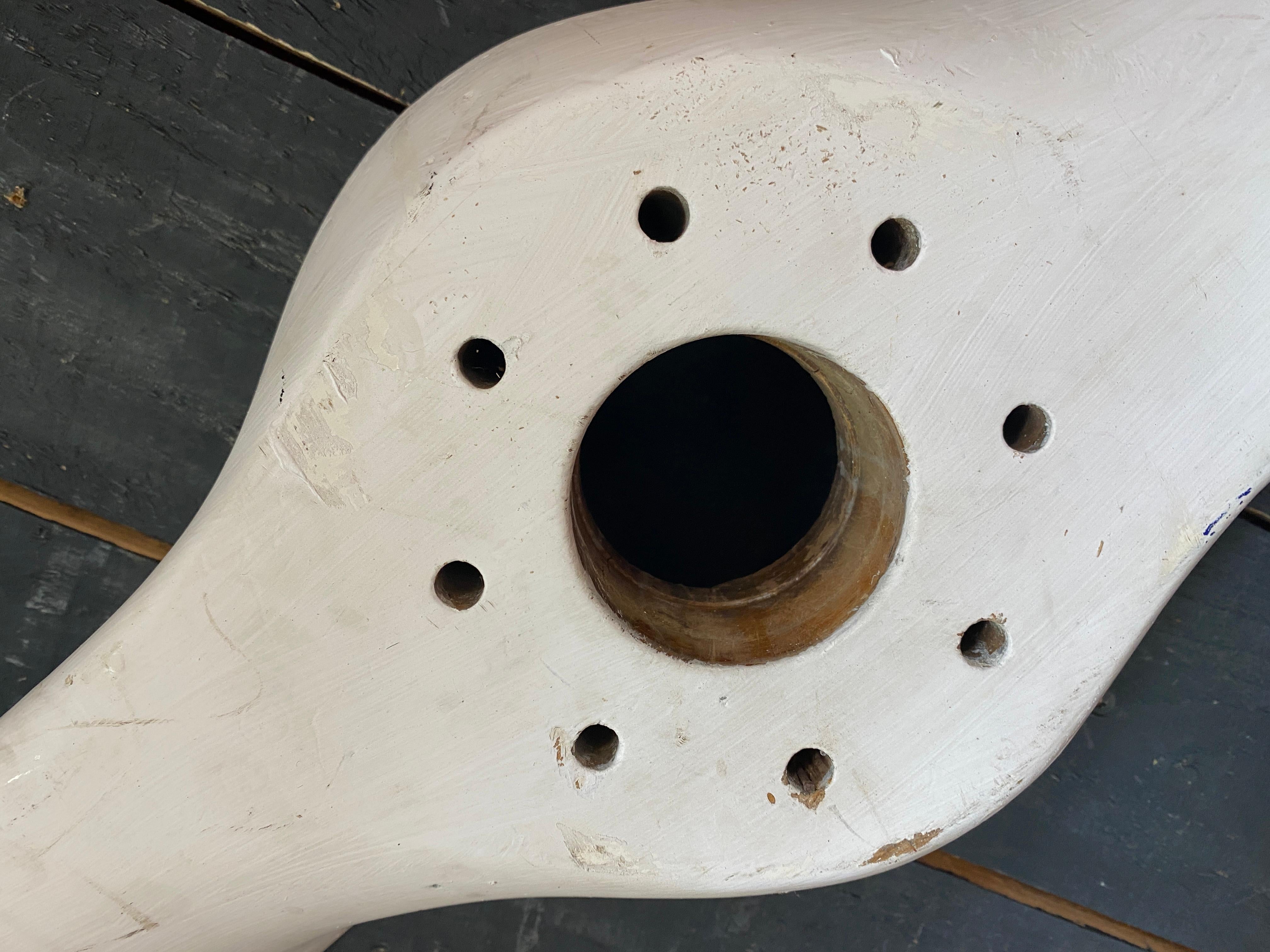 Old Airplane Propeller, origine canadienne Bon état - En vente à Saint-Ouen, FR